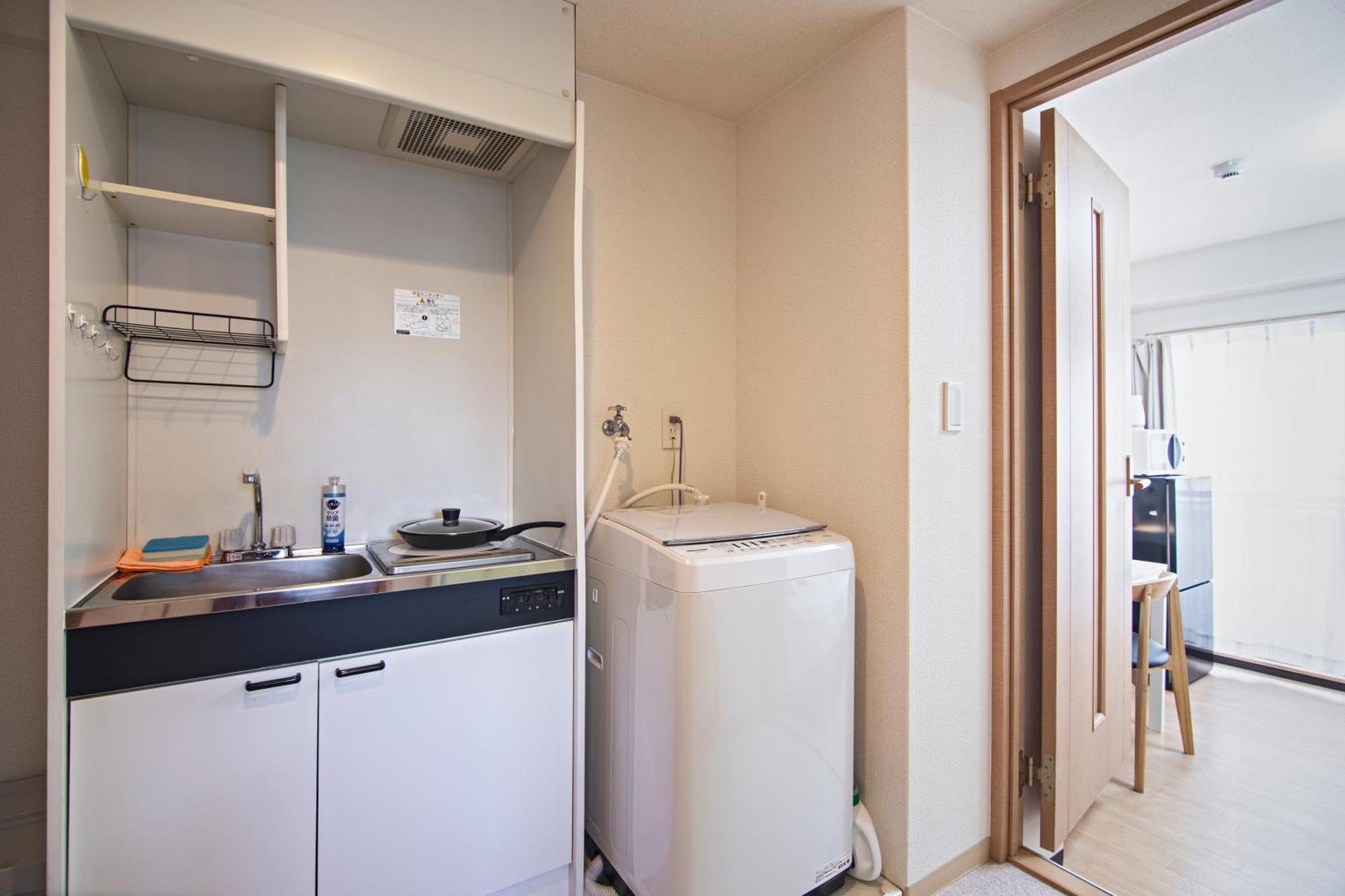 Namba 3 Min Walk From Imamiya Or Daikokucho Station Apartment