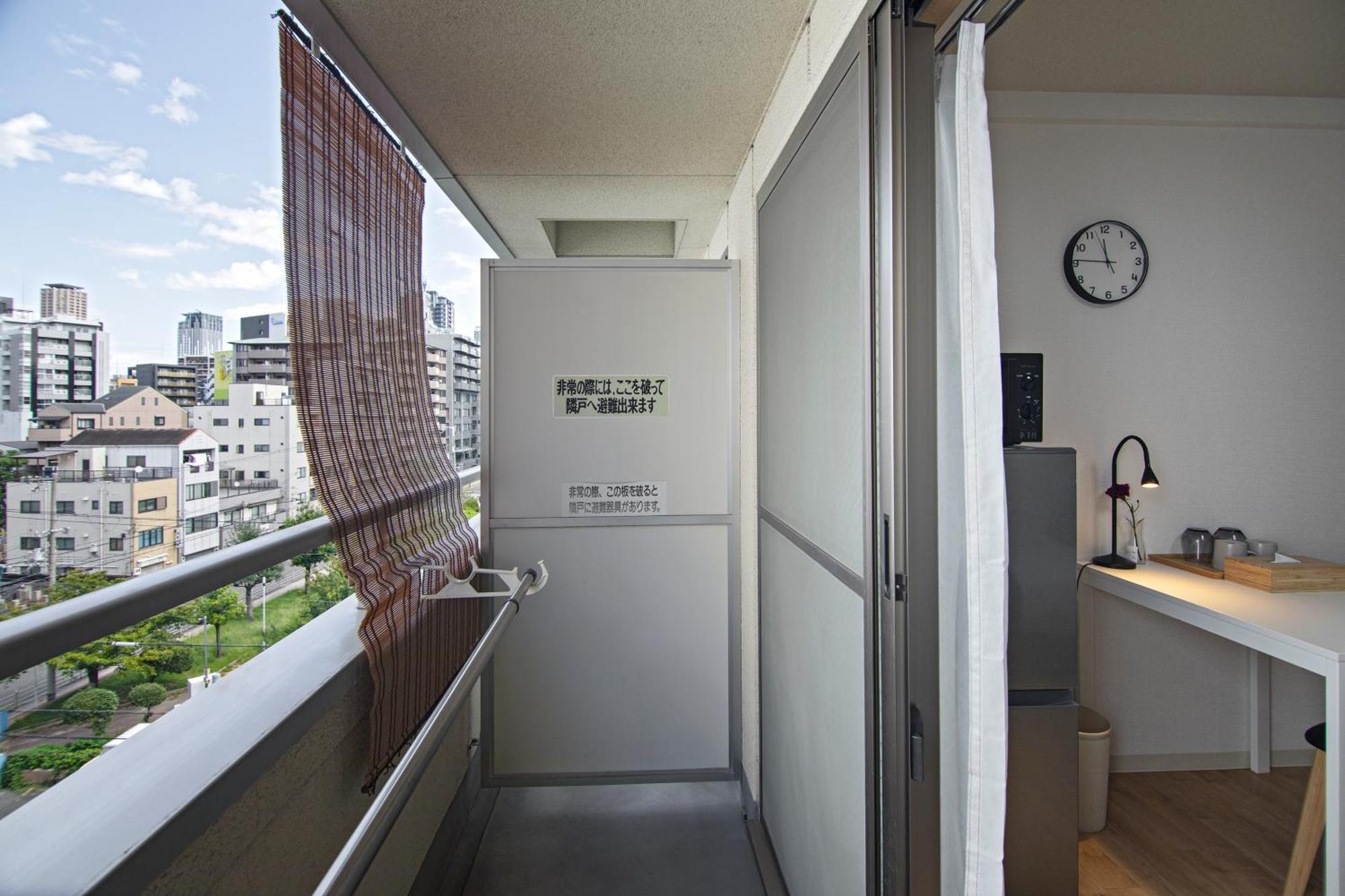 Namba 3 Min Walk From Imamiya Or Daikokucho Station *
