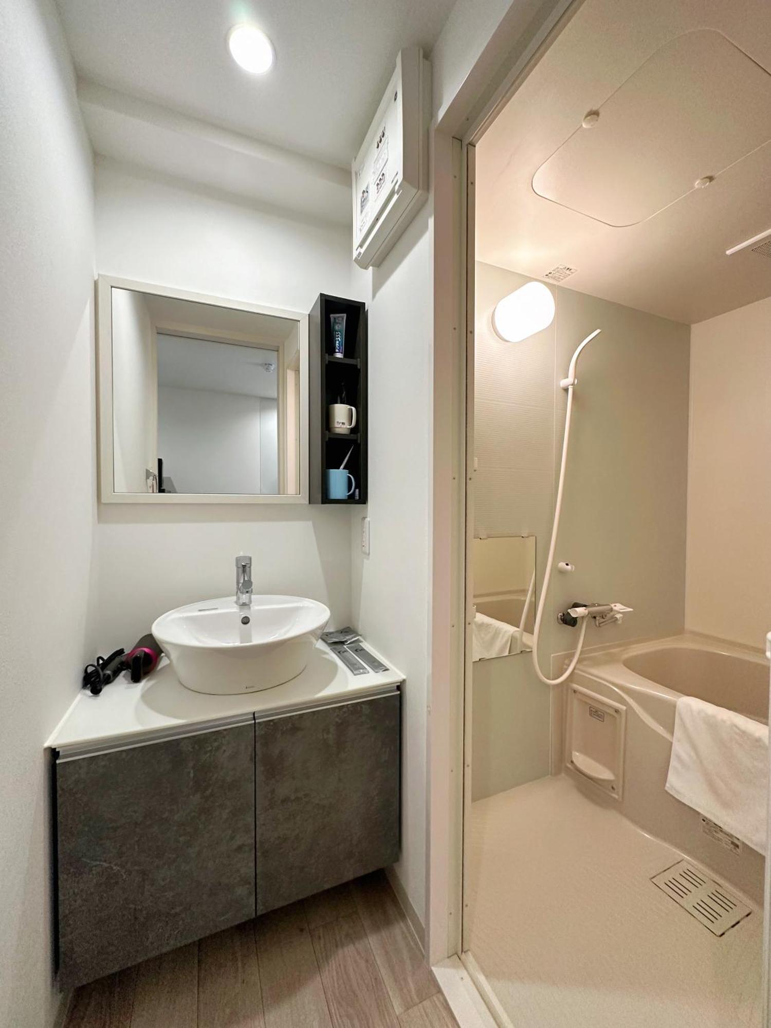 Hoshino 2 Apartment *