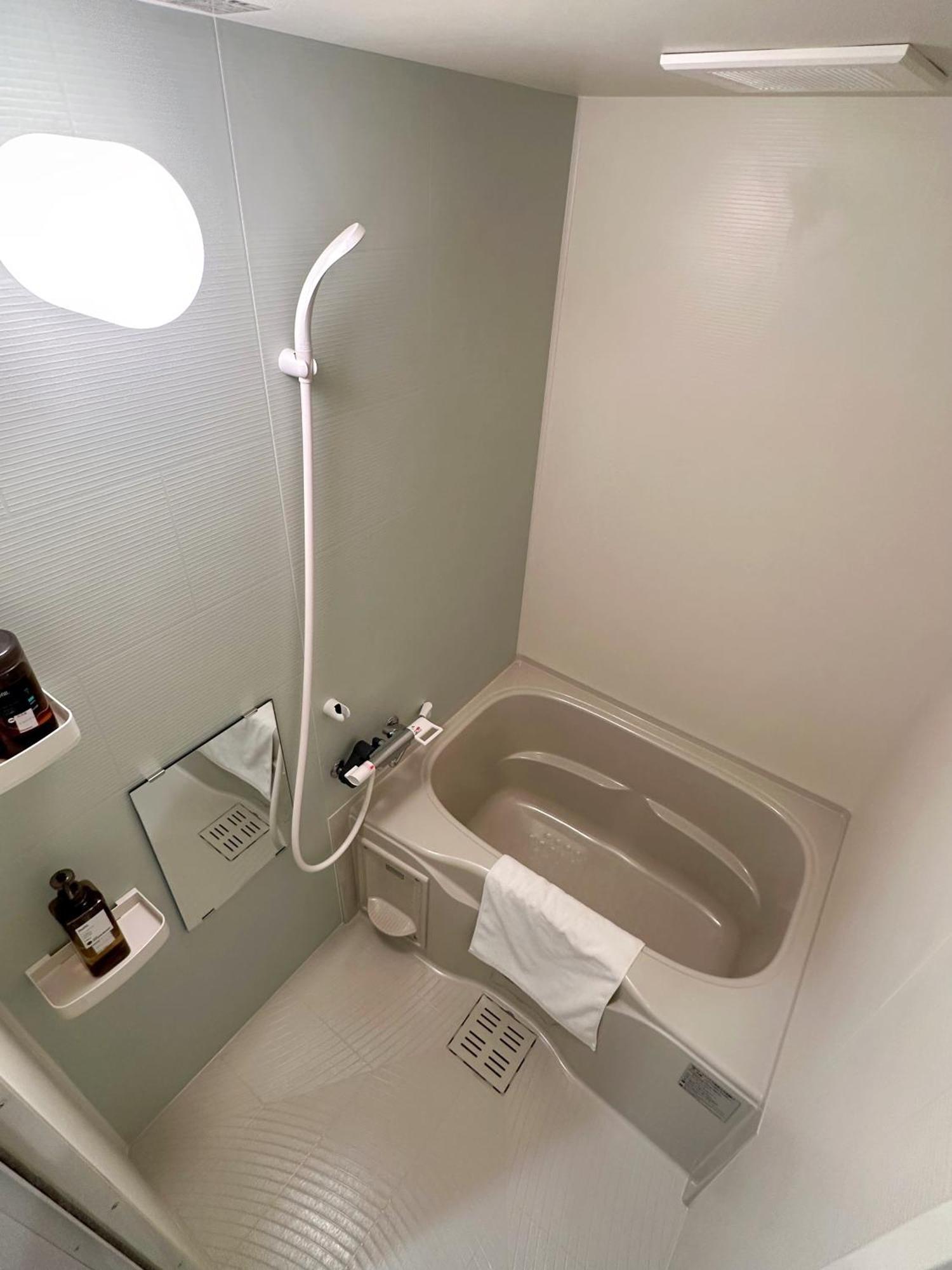 Hoshino 2 Apartment *