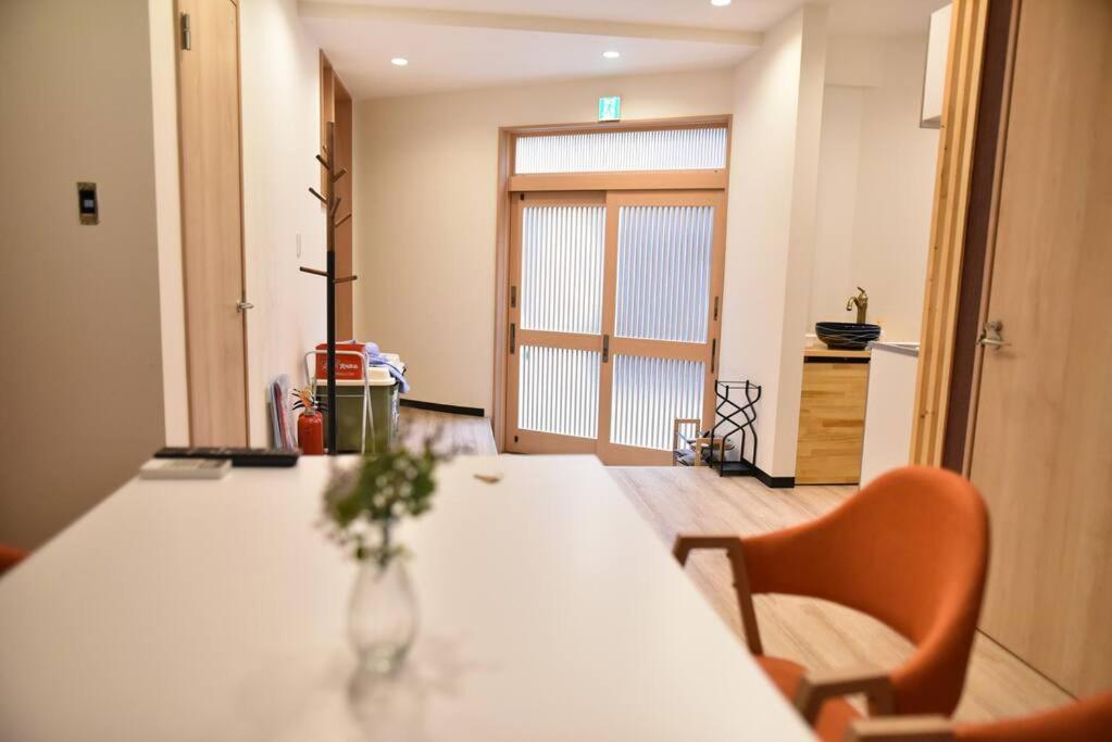 通天閣3室1廳2層獨立屋/ 地鐵2站到難波/心齋橋道頓堀 * Osaka