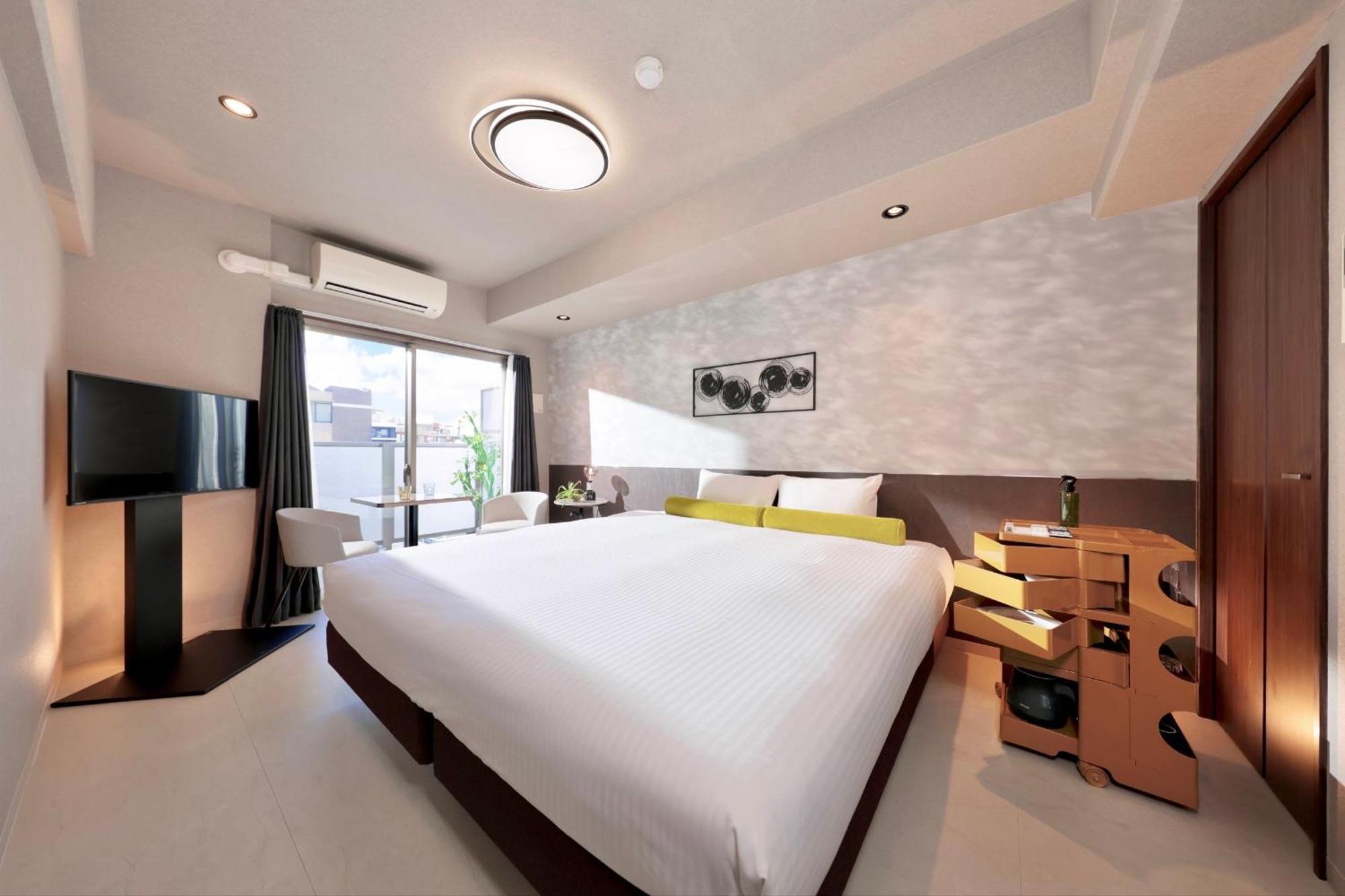 Hotel Dotombori Crystal 3