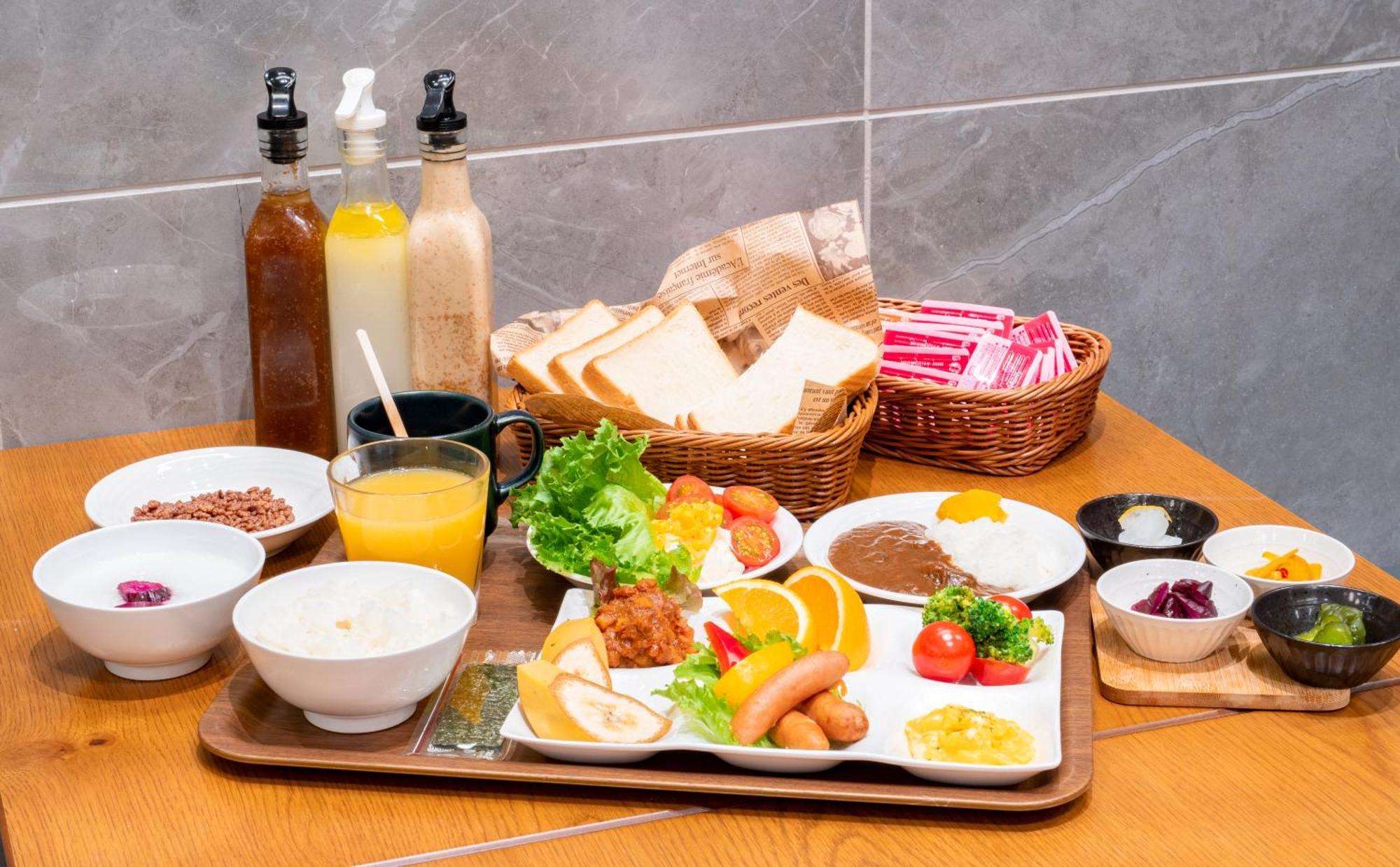 Travelodge Honmachi Hotel