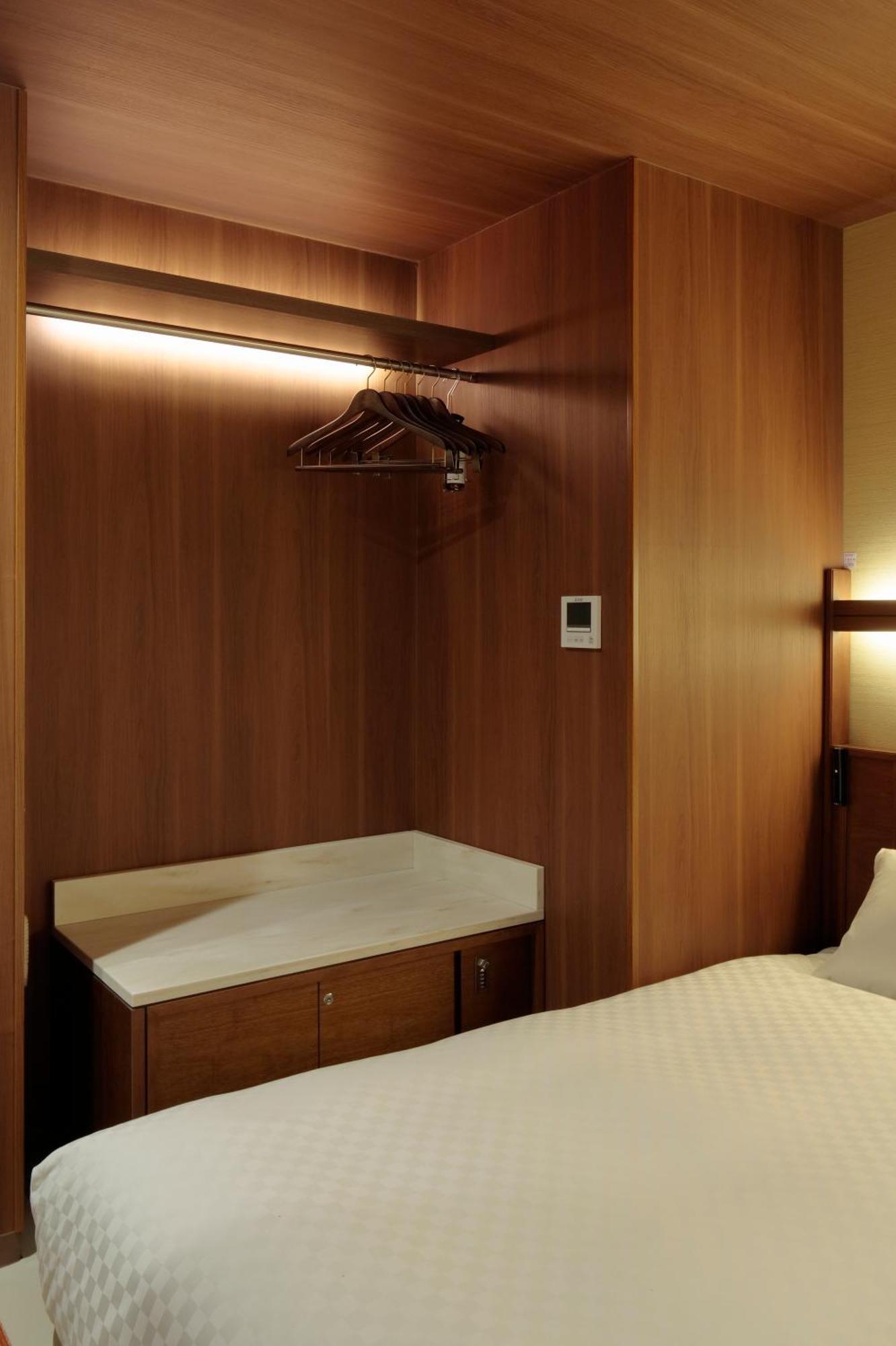 Hotel Candeo Shinsaibashi 4*