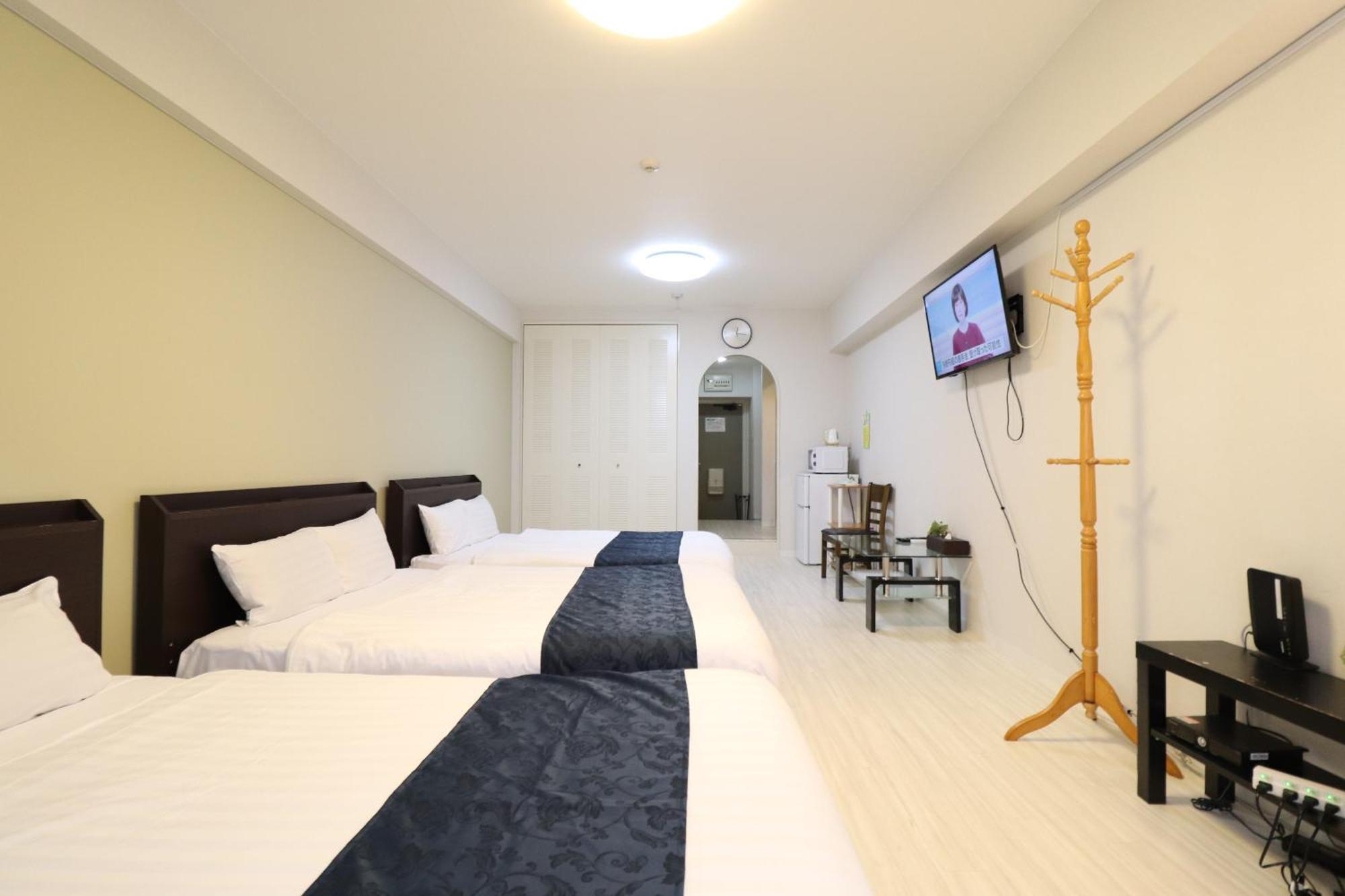 Arkadia Ef Apartment *