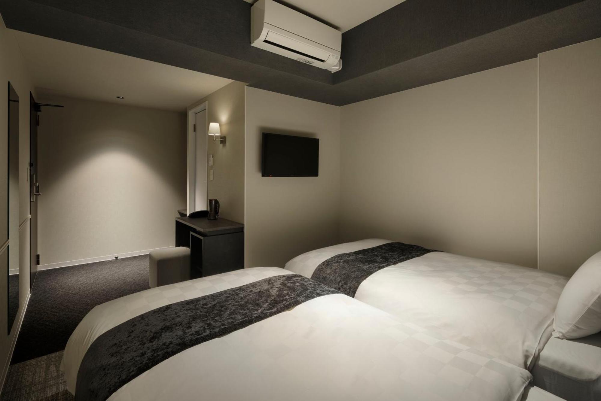 The B Osaka-shinsekai 3* Osaka