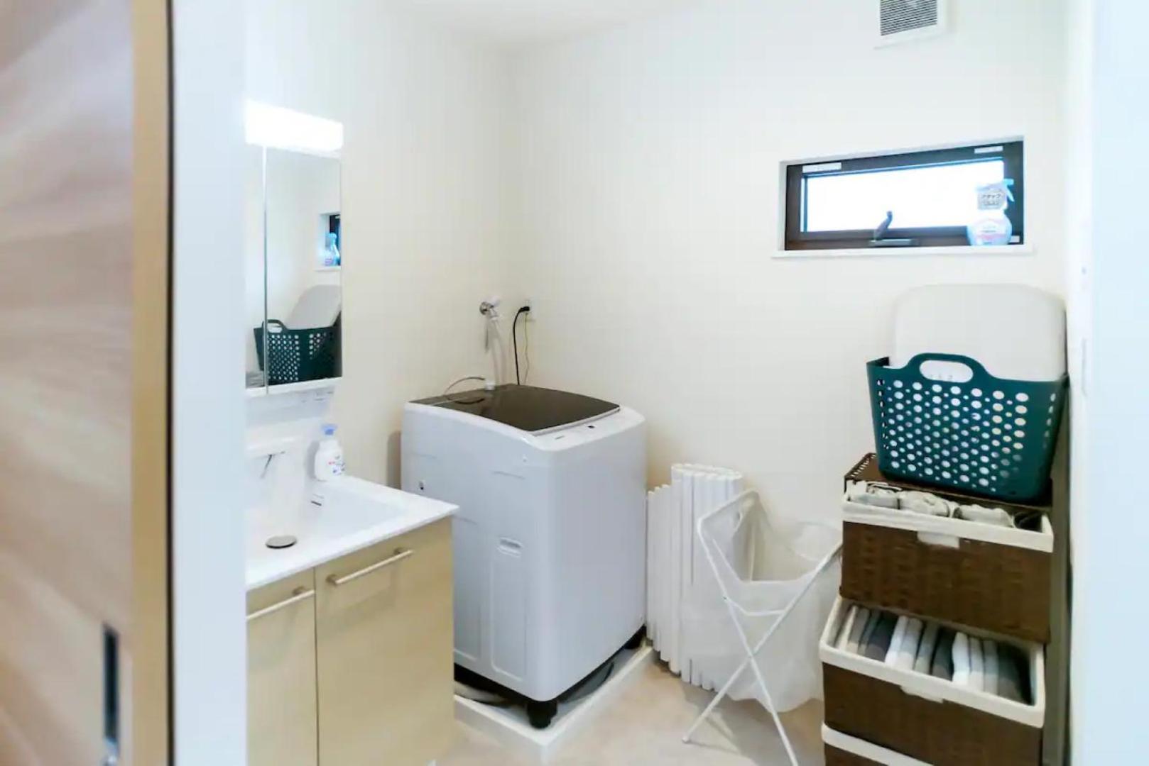 Apartment Exhibit House Shinsekai *
