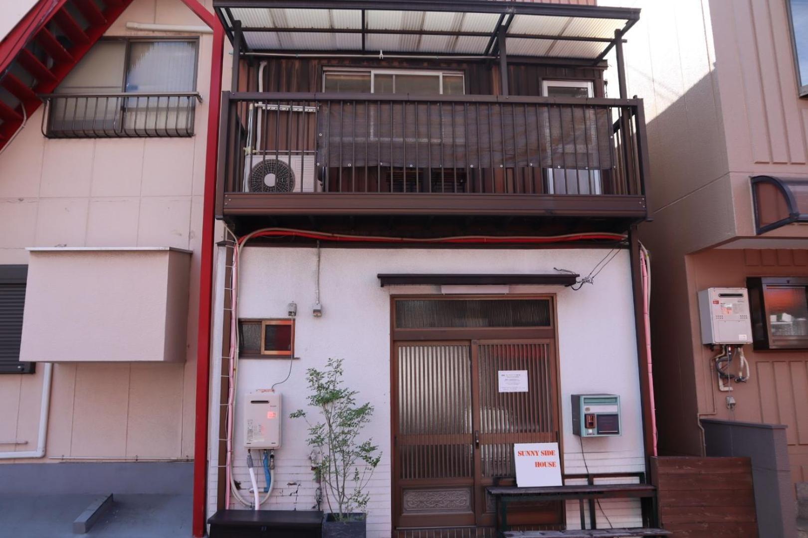Apartment Sunny Side House Nishikujo *