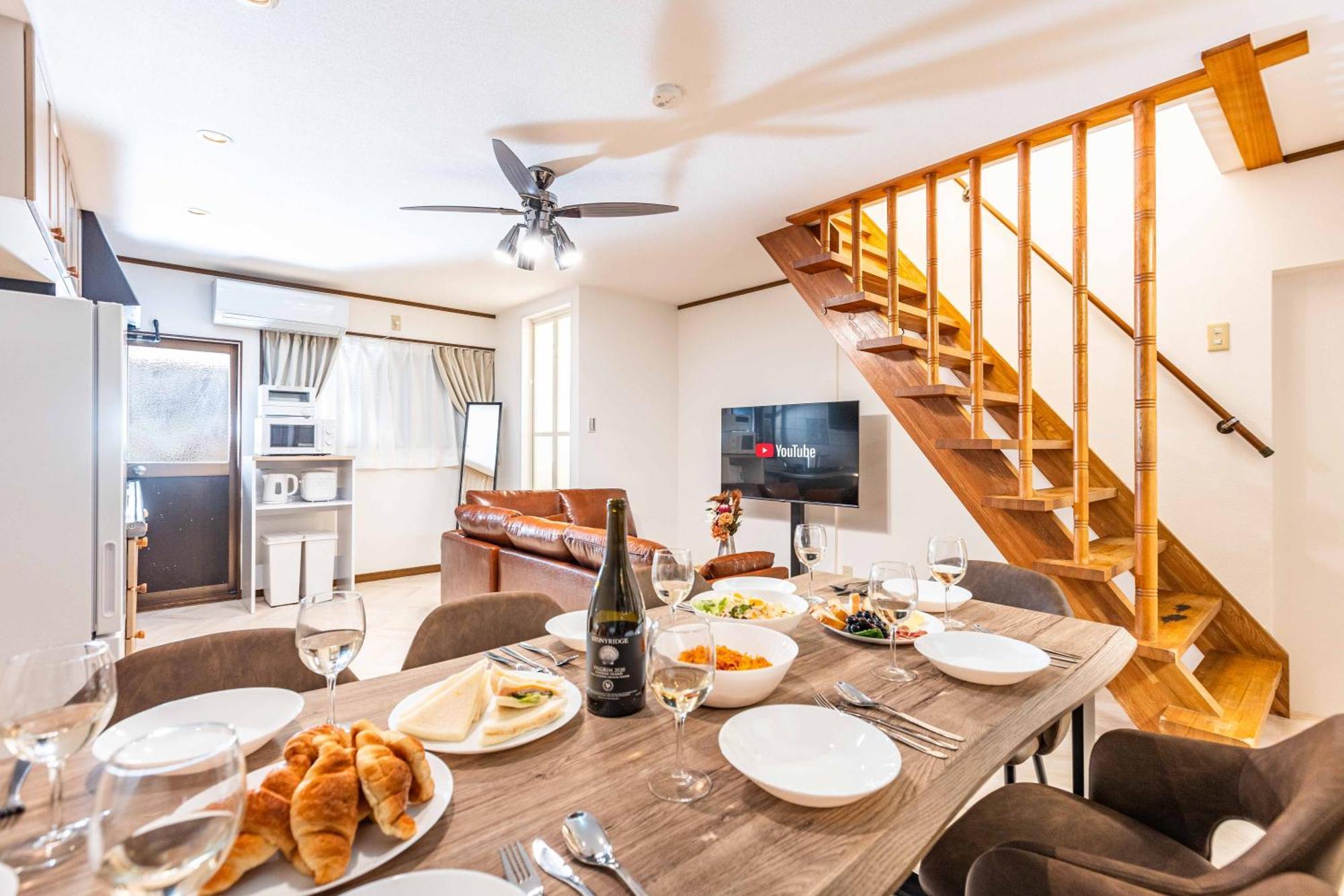 Rosso Apartment Osaka