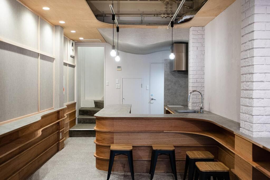 Tasonegatheringstayosaka 梅田東森島1 * Osaka