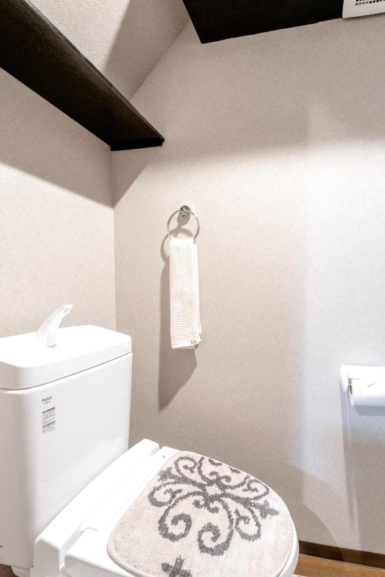 New-130m2 With 5toilets & 4 Showers-namba And Usj Nearby Osaka