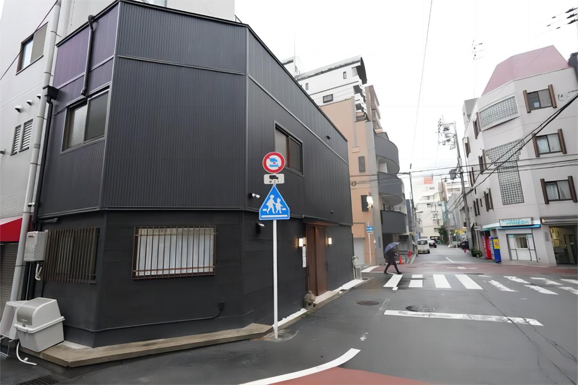 最大9名で泊まれる貸別荘日本橋駅徒歩5分黒門市場に隣接し道頓堀難波心斎橋徒歩圏内 Villa Osaka