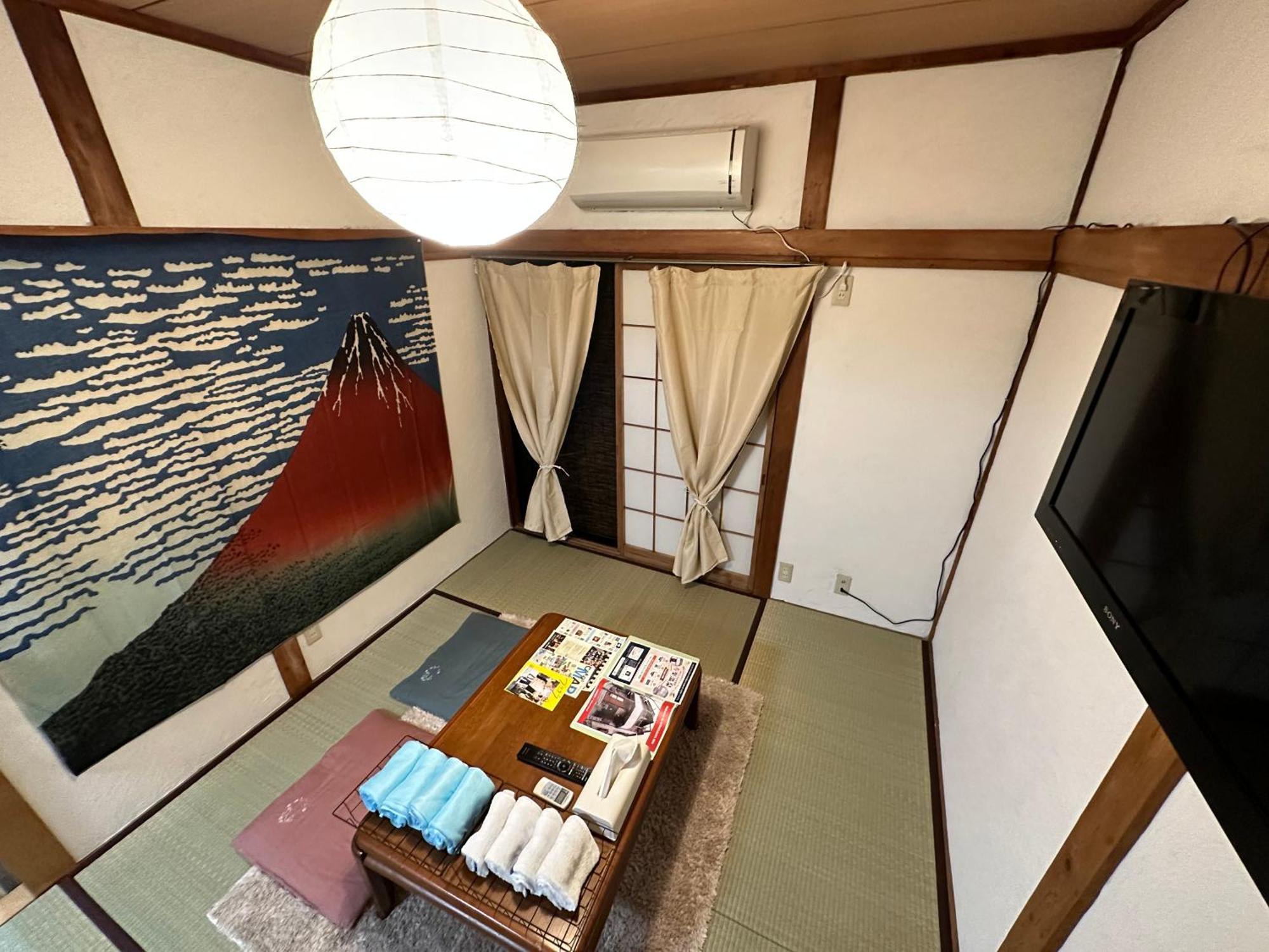 Apartment Kitakagaya Inn: Convenient Near Namba Osaka