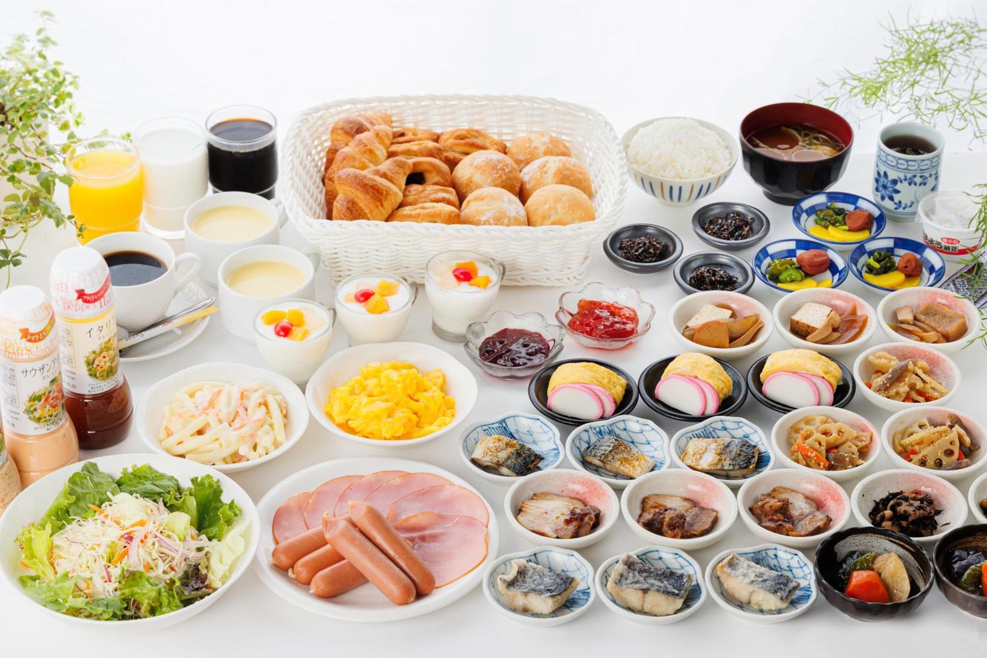 Apa Midosuji Hommachi Ekimae Hotel 3*