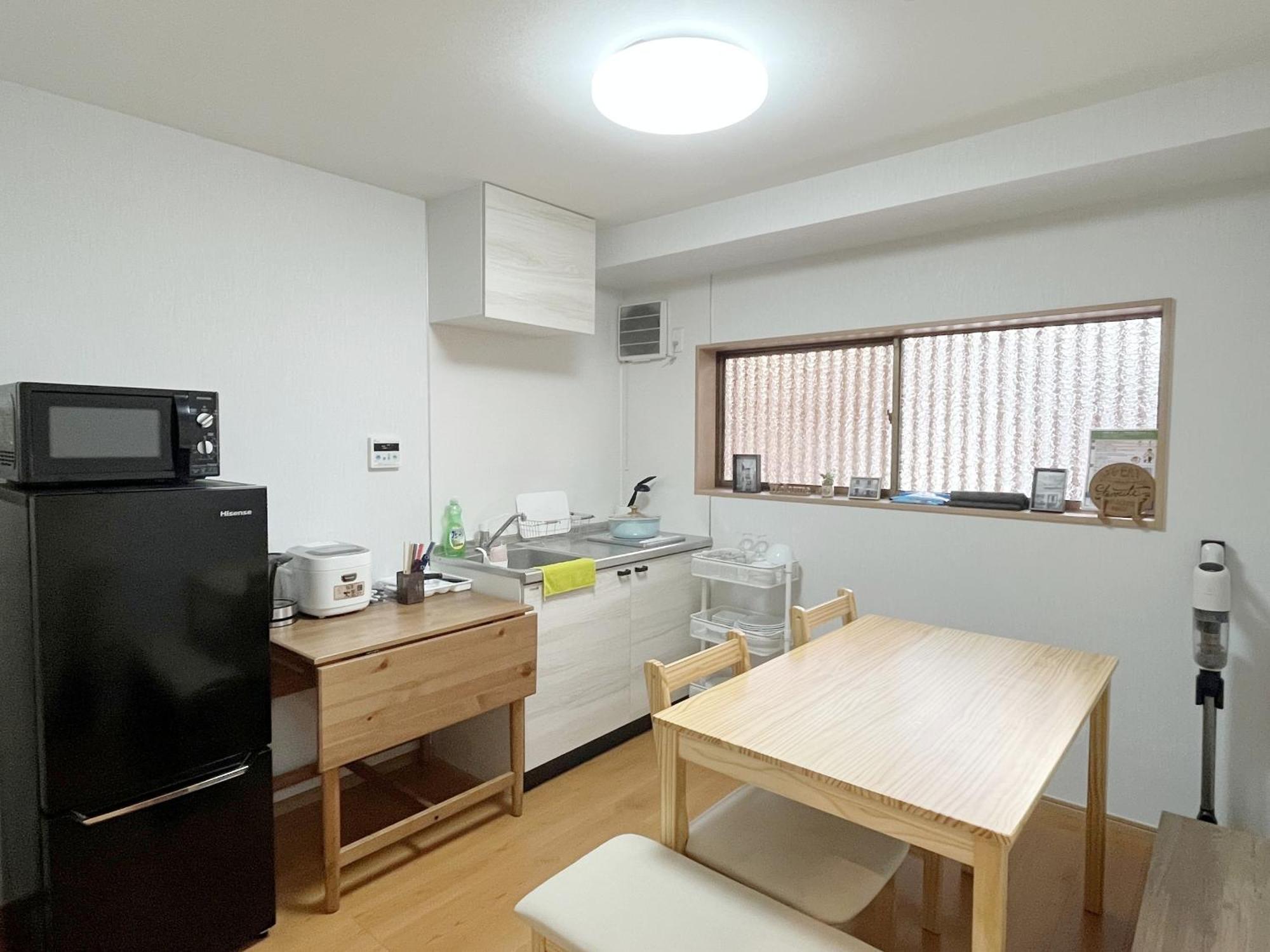芙蓉居 日本庭園付き一戸建 【天下茶屋から徒歩8分】最大6名宿泊可能 Apartment
