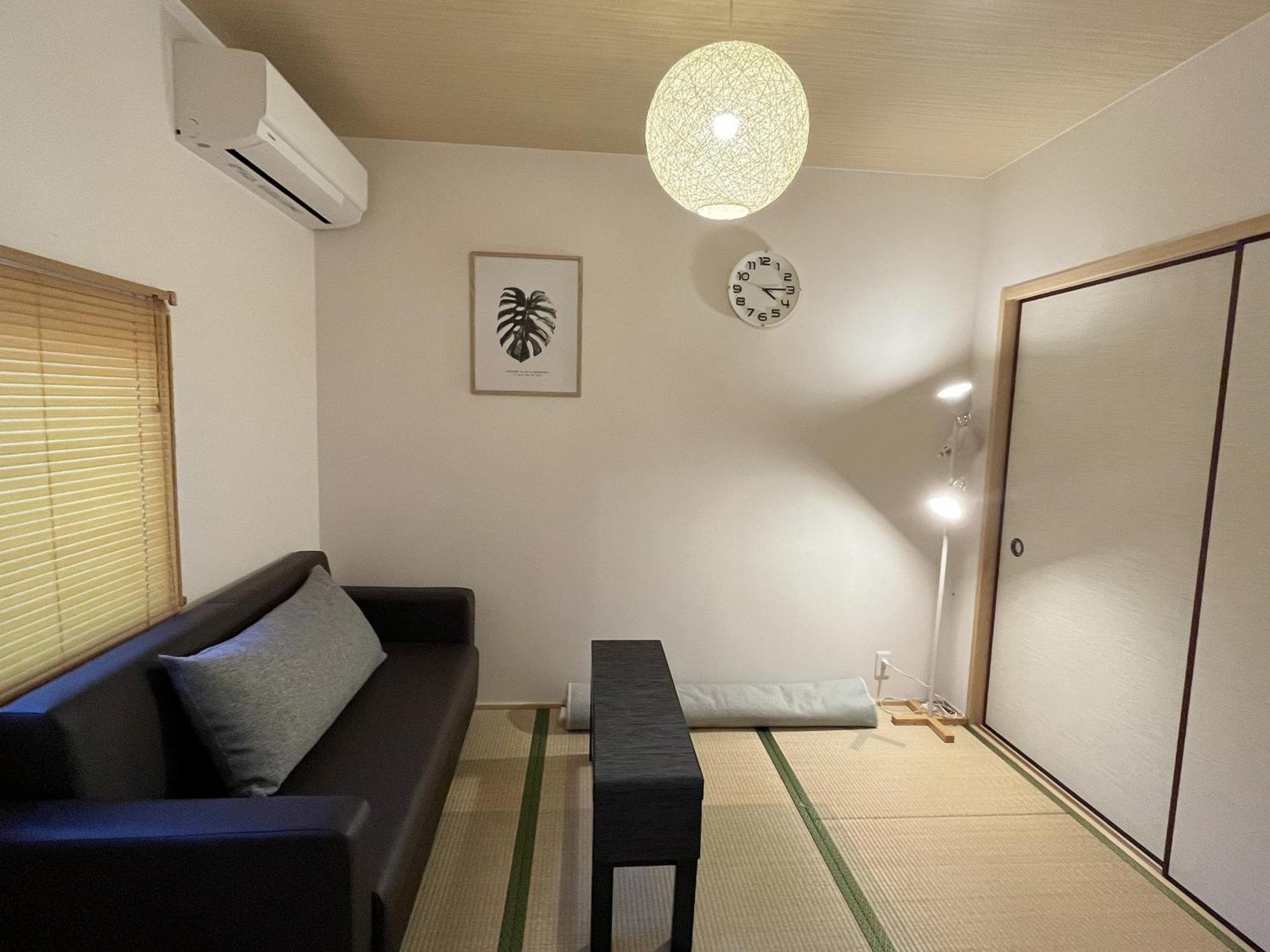 芙蓉居 日本庭園付き一戸建 【天下茶屋から徒歩8分】最大6名宿泊可能 * Osaka