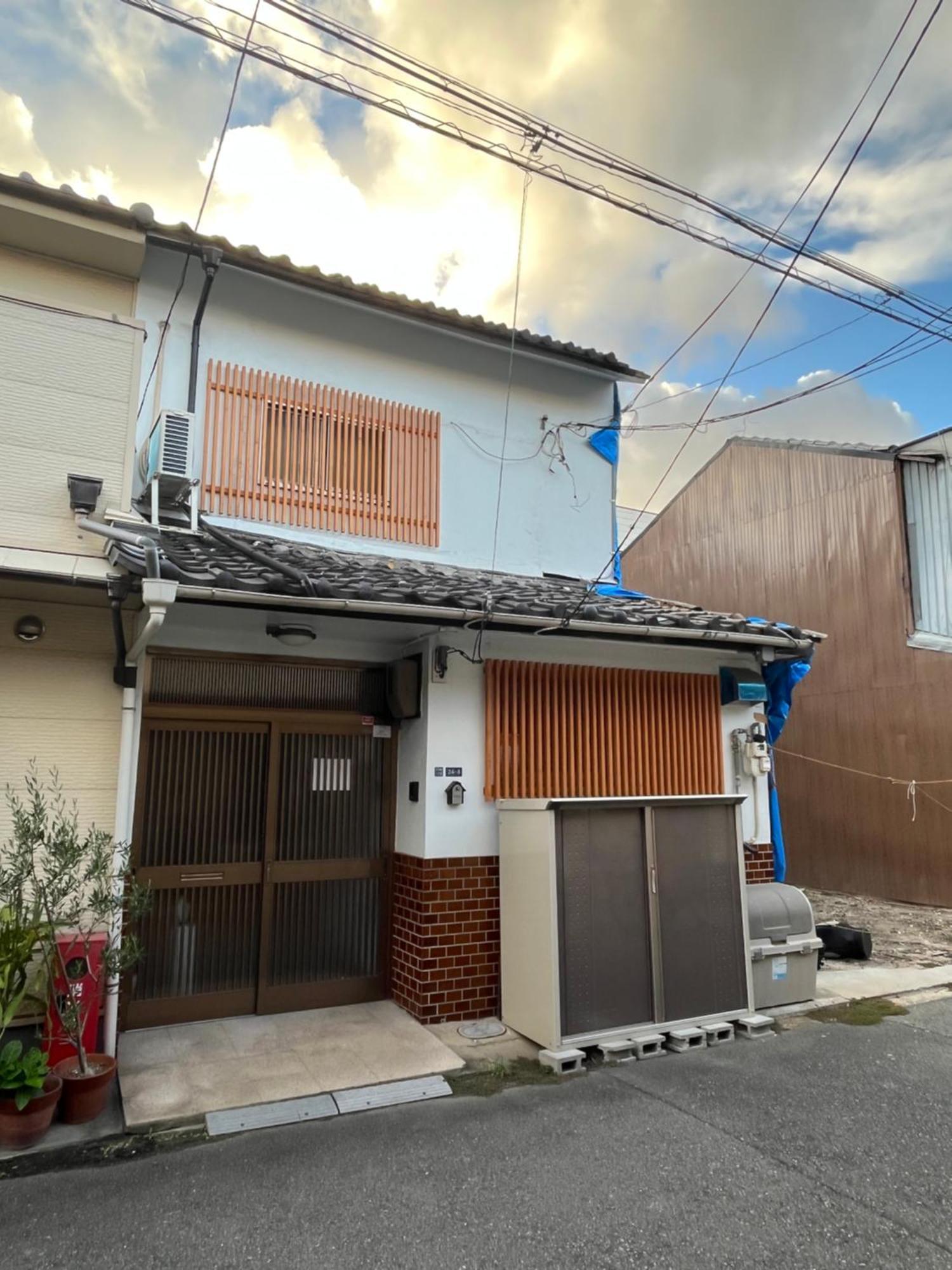 芙蓉居 日本庭園付き一戸建 【天下茶屋から徒歩8分】最大6名宿泊可能 *