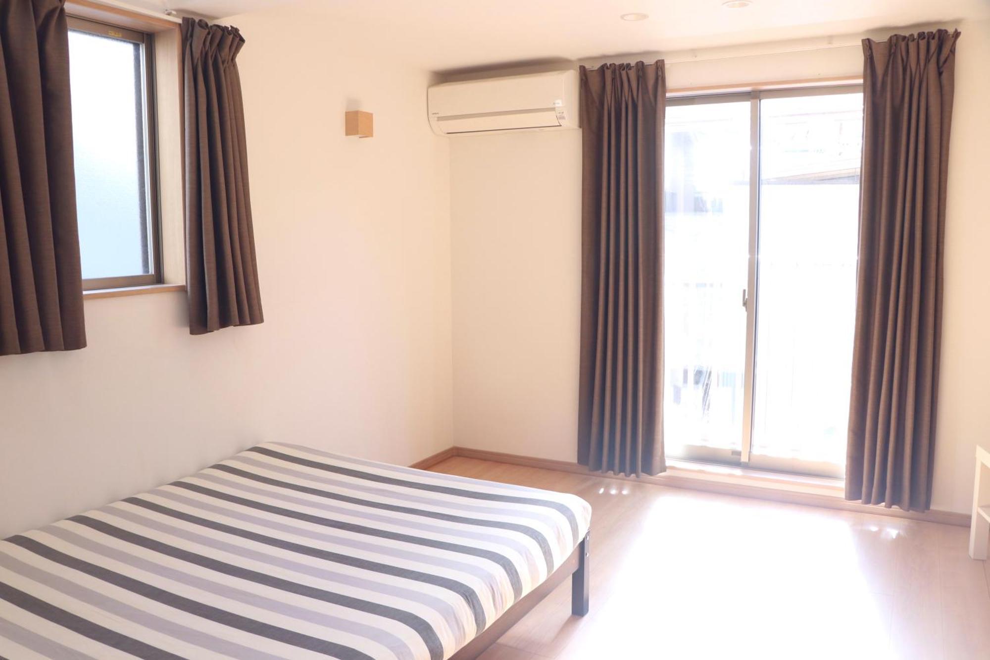 Apartment 四海一家