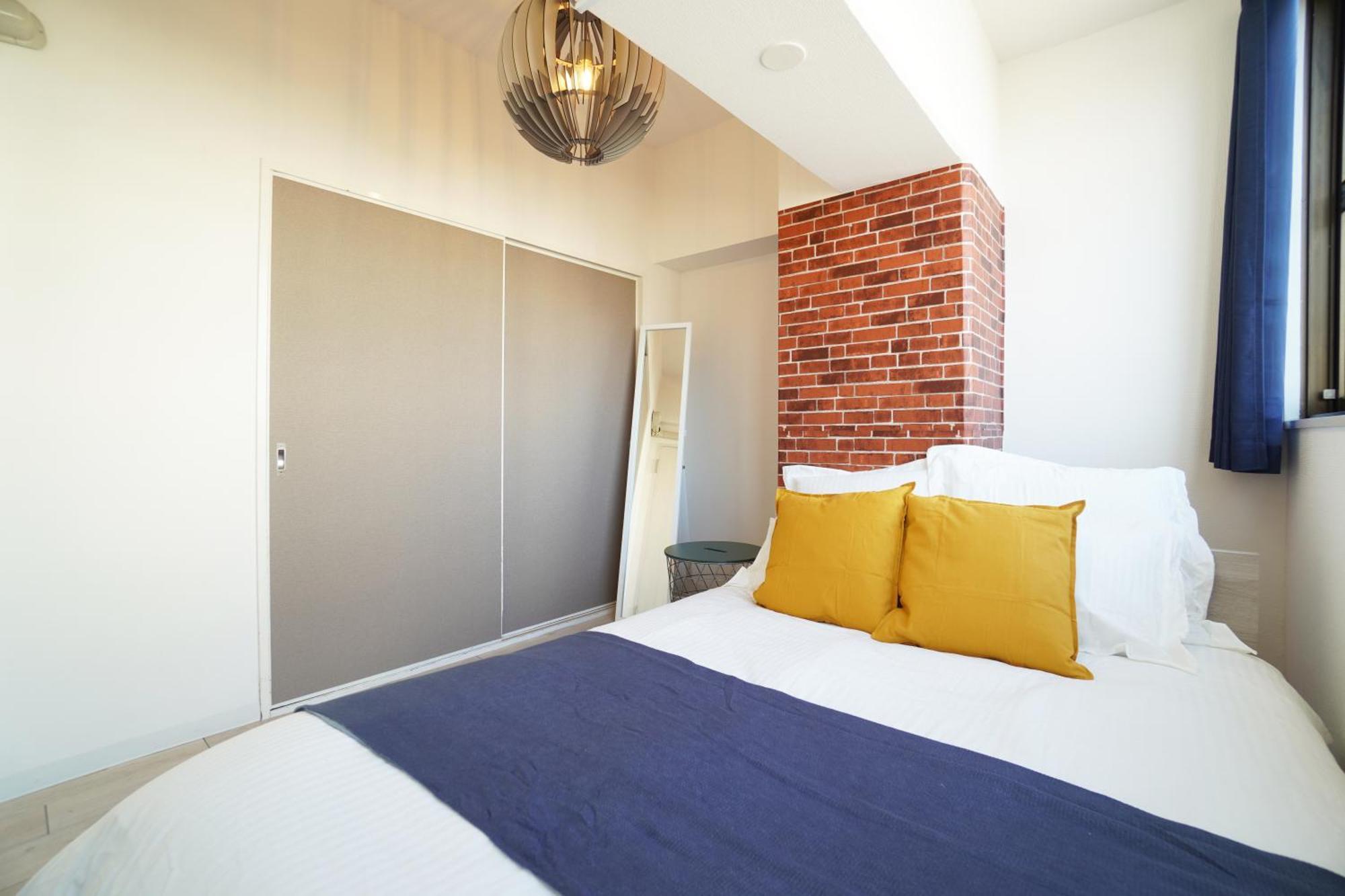 Apartment Tsurigane Building *