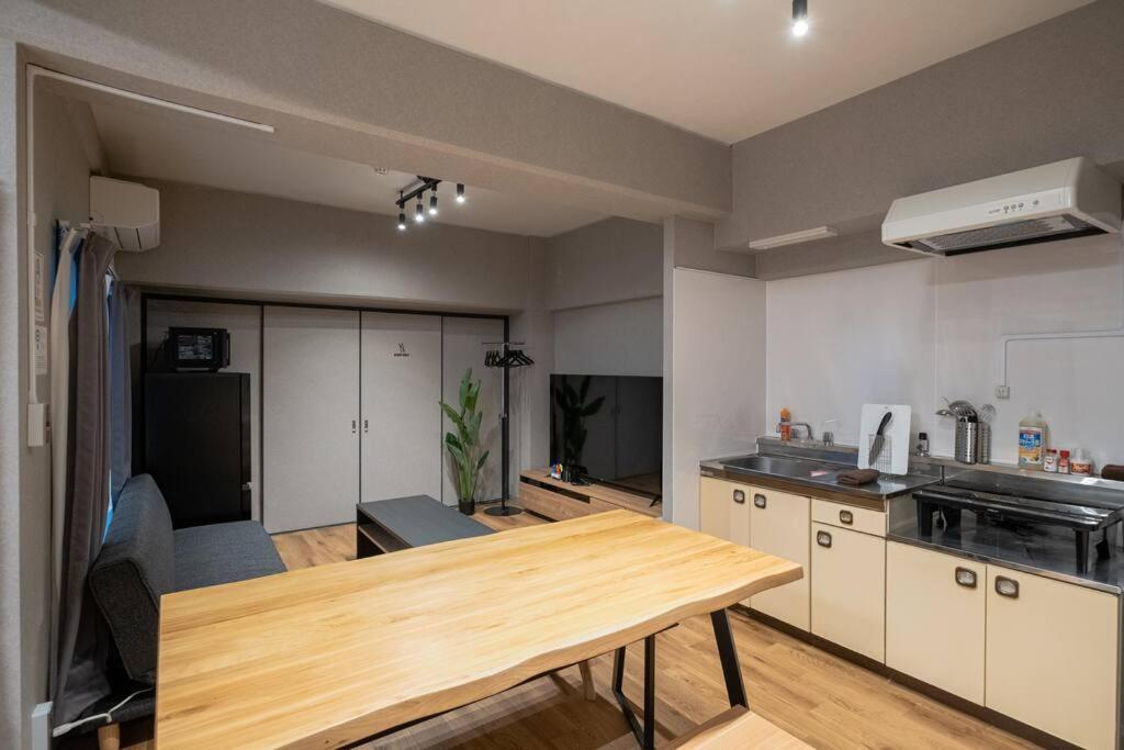 Tasoneurbanstayosaka なんば日本橋南不夜城707 Apartment