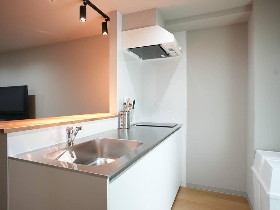 Apartment Tasoneurbanstayosaka なんば西stb4f Osaka