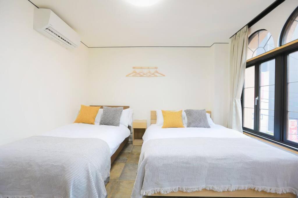 道頓堀民泊31＆mini浮世絵美術館、道頓堀心斎橋真ん中、家族旅行、family Trip Apartment Osaka