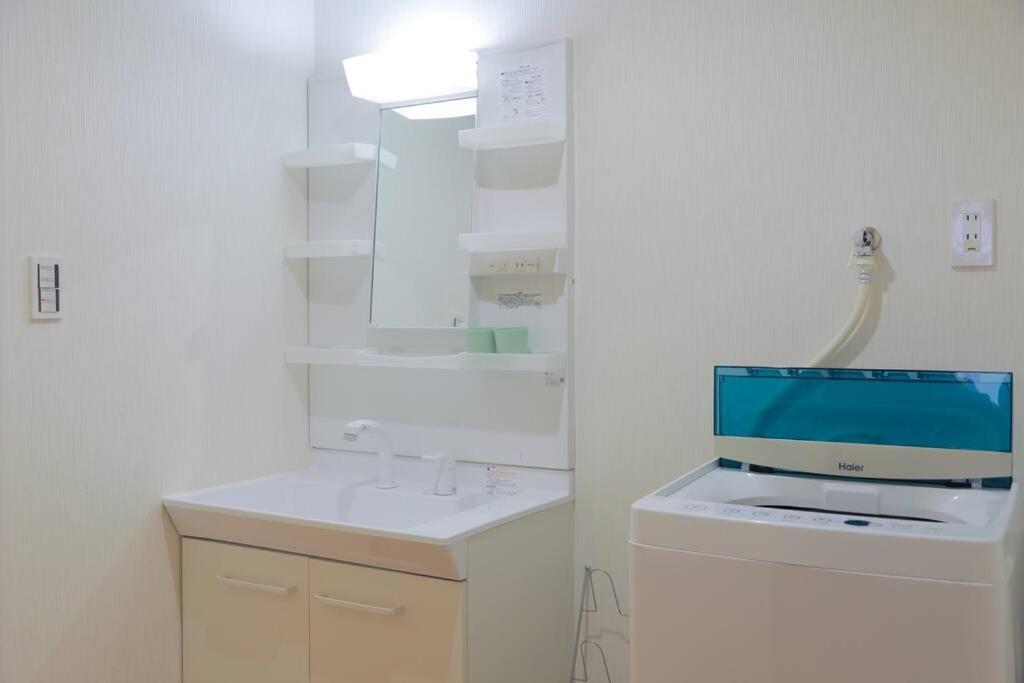 Apartment 道頓堀民泊31＆mini浮世絵美術館、道頓堀心斎橋真ん中、家族旅行、family Trip *