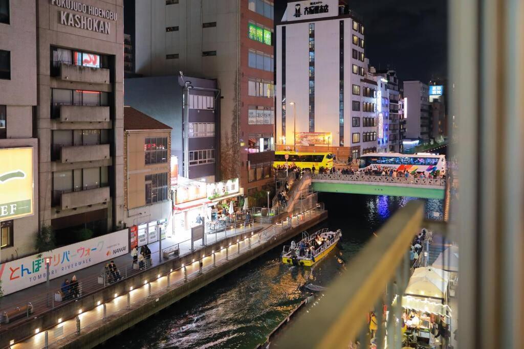 道頓堀民泊31＆mini浮世絵美術館、道頓堀心斎橋真ん中、家族旅行、family Trip