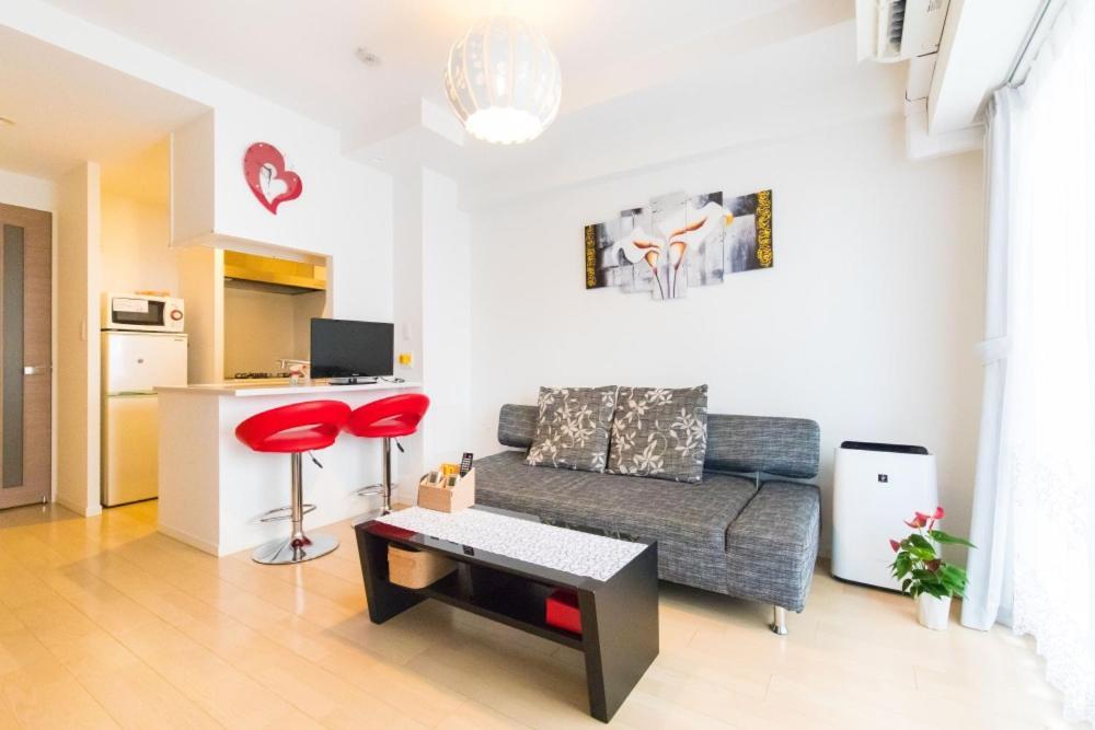Nippombashi Station Apartment Osaka