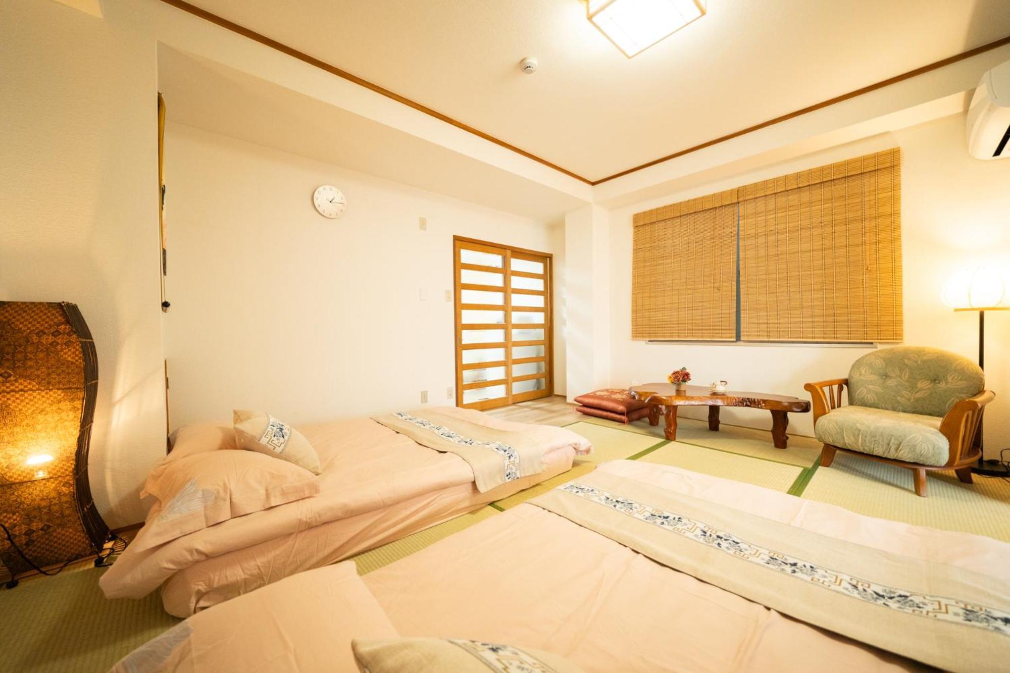 Aoda Apartment: Two-level Near Kansai Airport Apartment