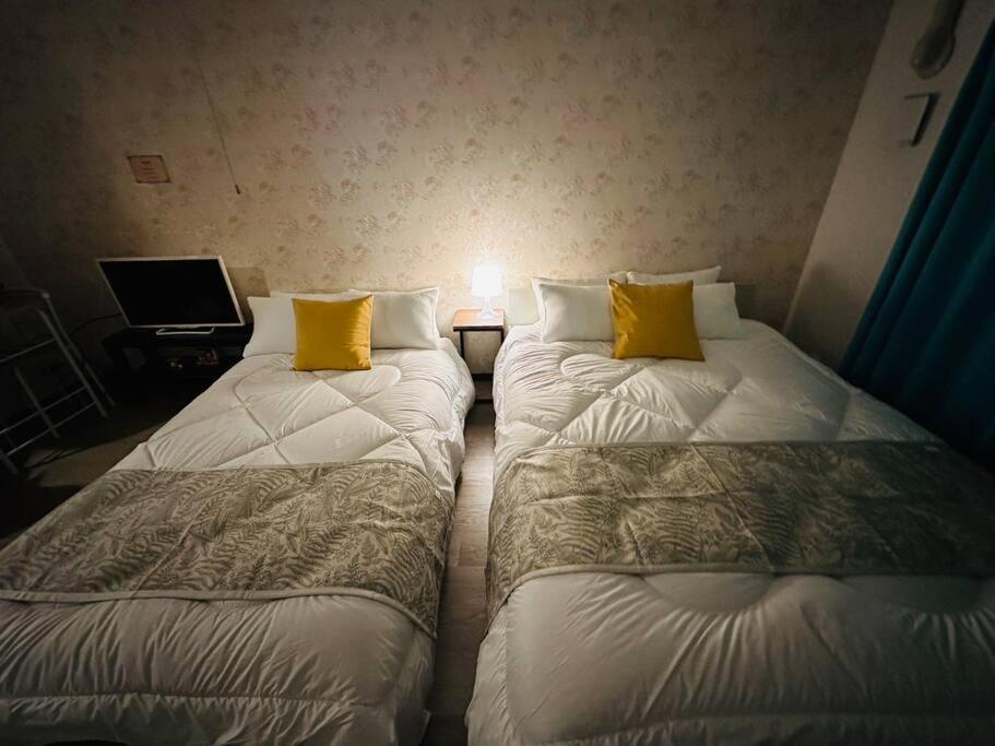 Apartment 302 黒門市場1分!道頓堀まで徒歩8分!心斎橋まで徒歩9分