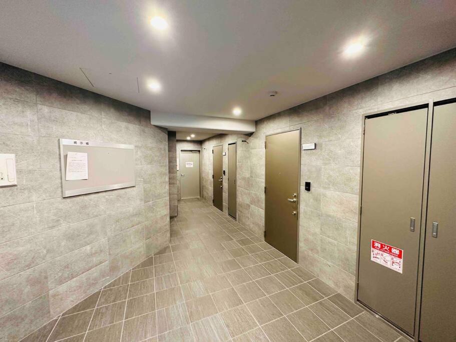 Apartment 302 黒門市場1分!道頓堀まで徒歩8分!心斎橋まで徒歩9分