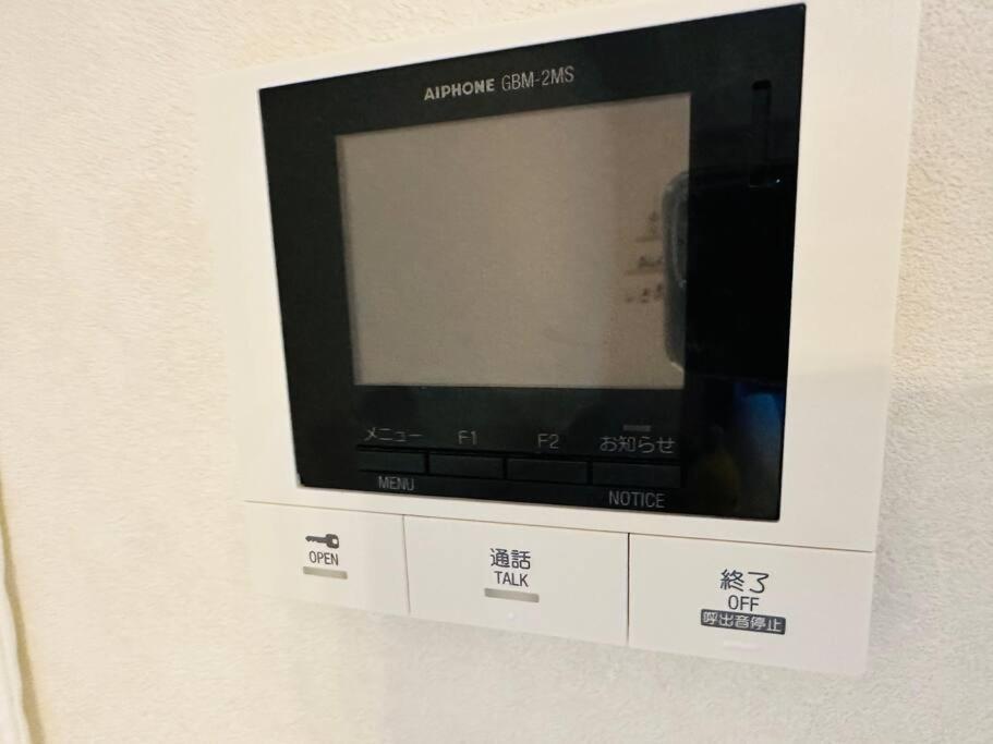 302 黒門市場1分!道頓堀まで徒歩8分!心斎橋まで徒歩9分 Apartment