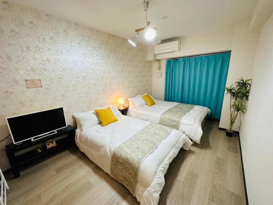 Apartment 302 黒門市場1分!道頓堀まで徒歩8分!心斎橋まで徒歩9分 *
