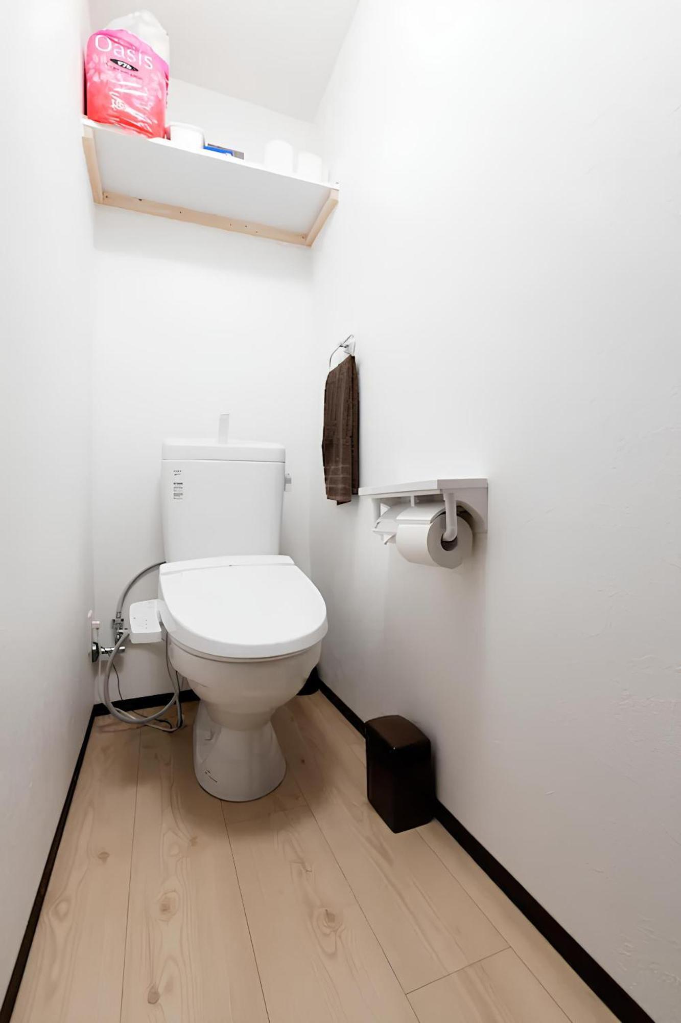 Apartment Yagara Terrace House B Osaka