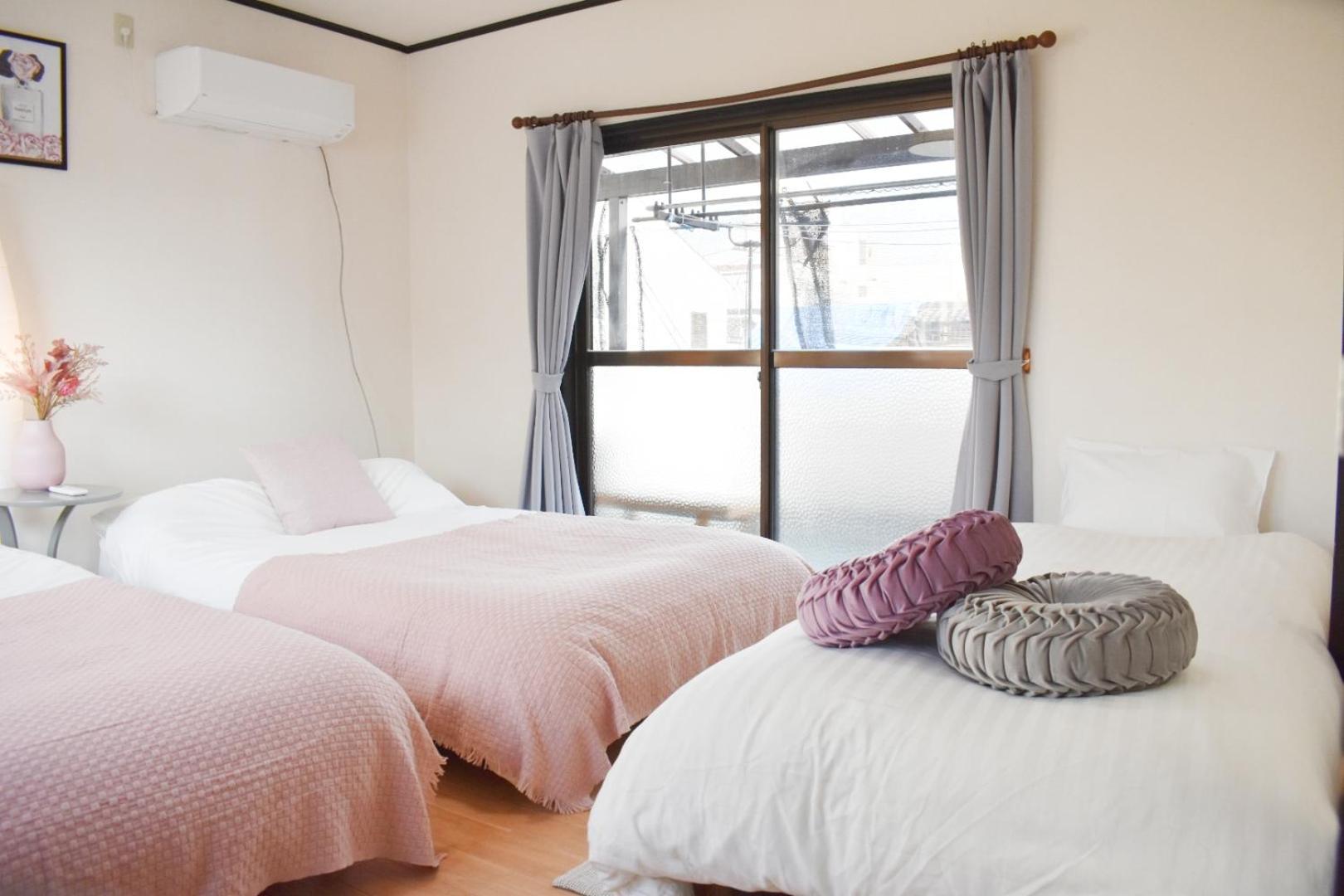 Namba East House Three-story House72 Osaka