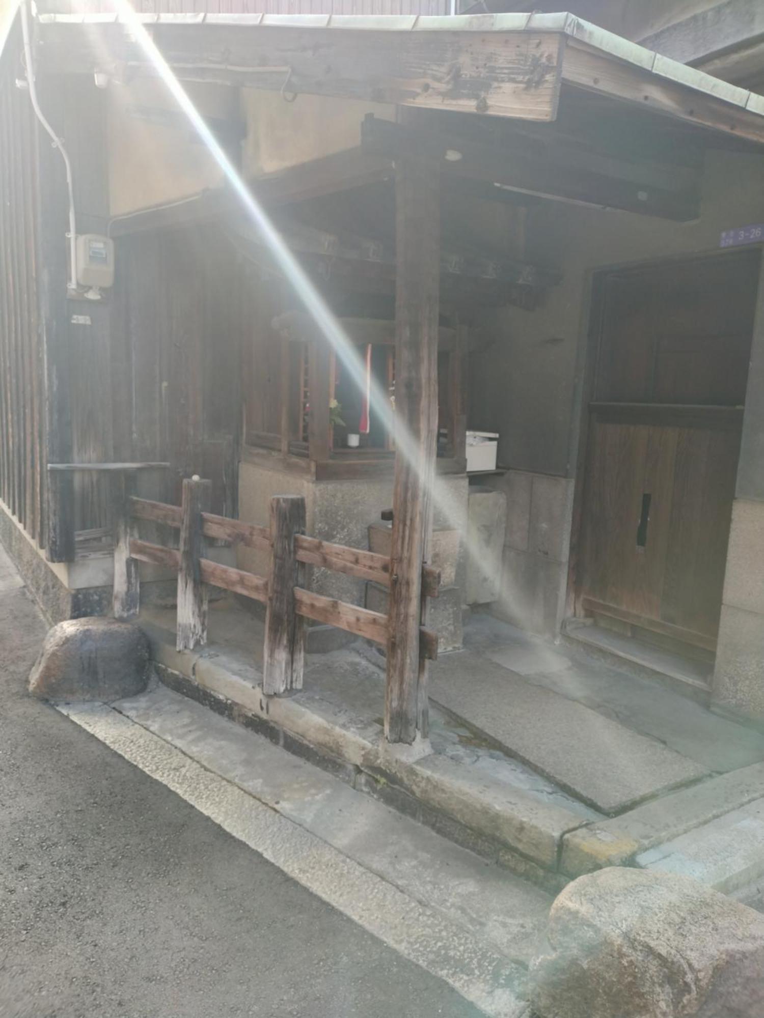 Healing Fukushima Apartment Osaka