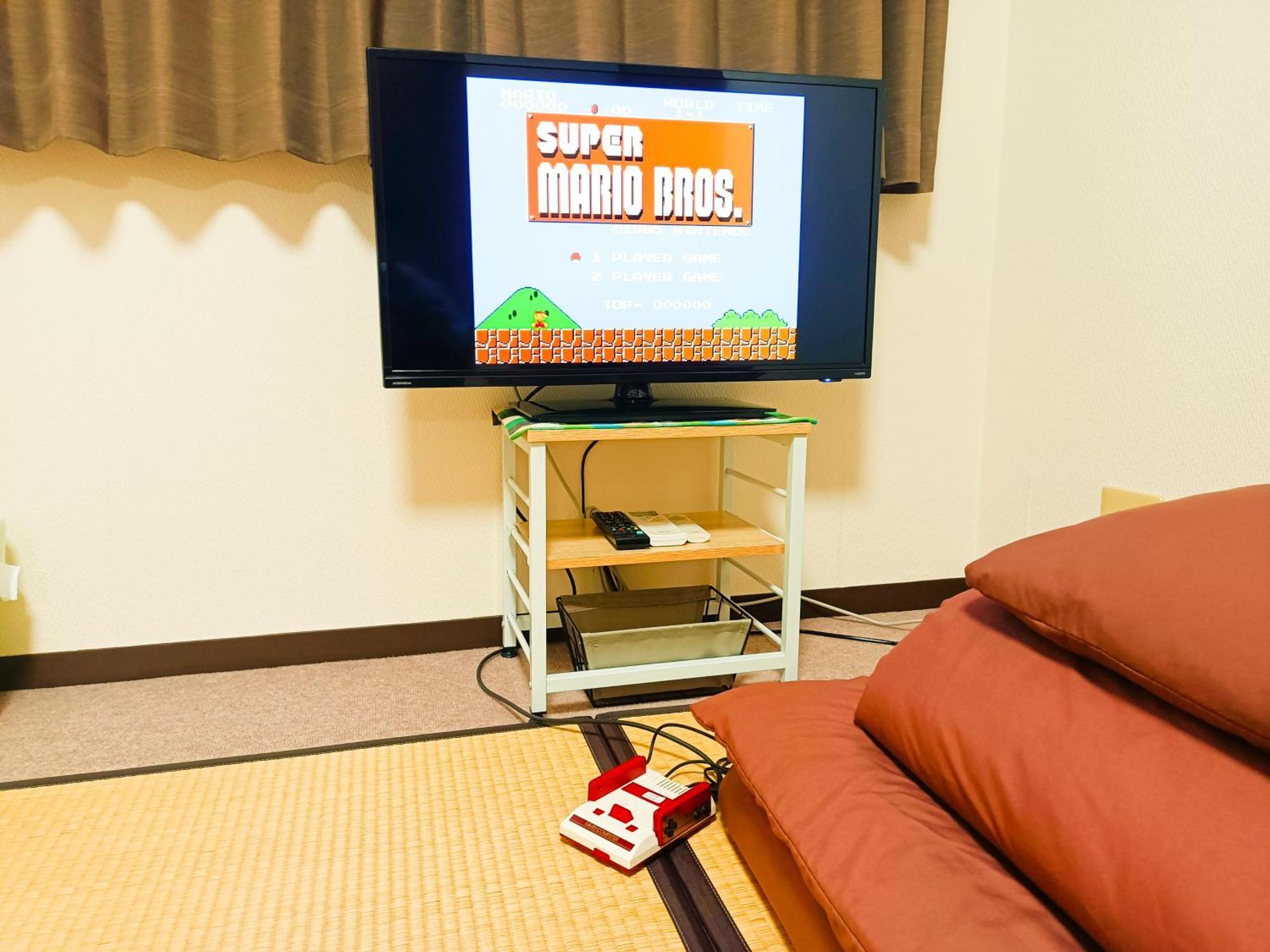 1 Tatami Bedroom With Famicon&dining Kitchen, Doumotengachaya Dt01 * Osaka