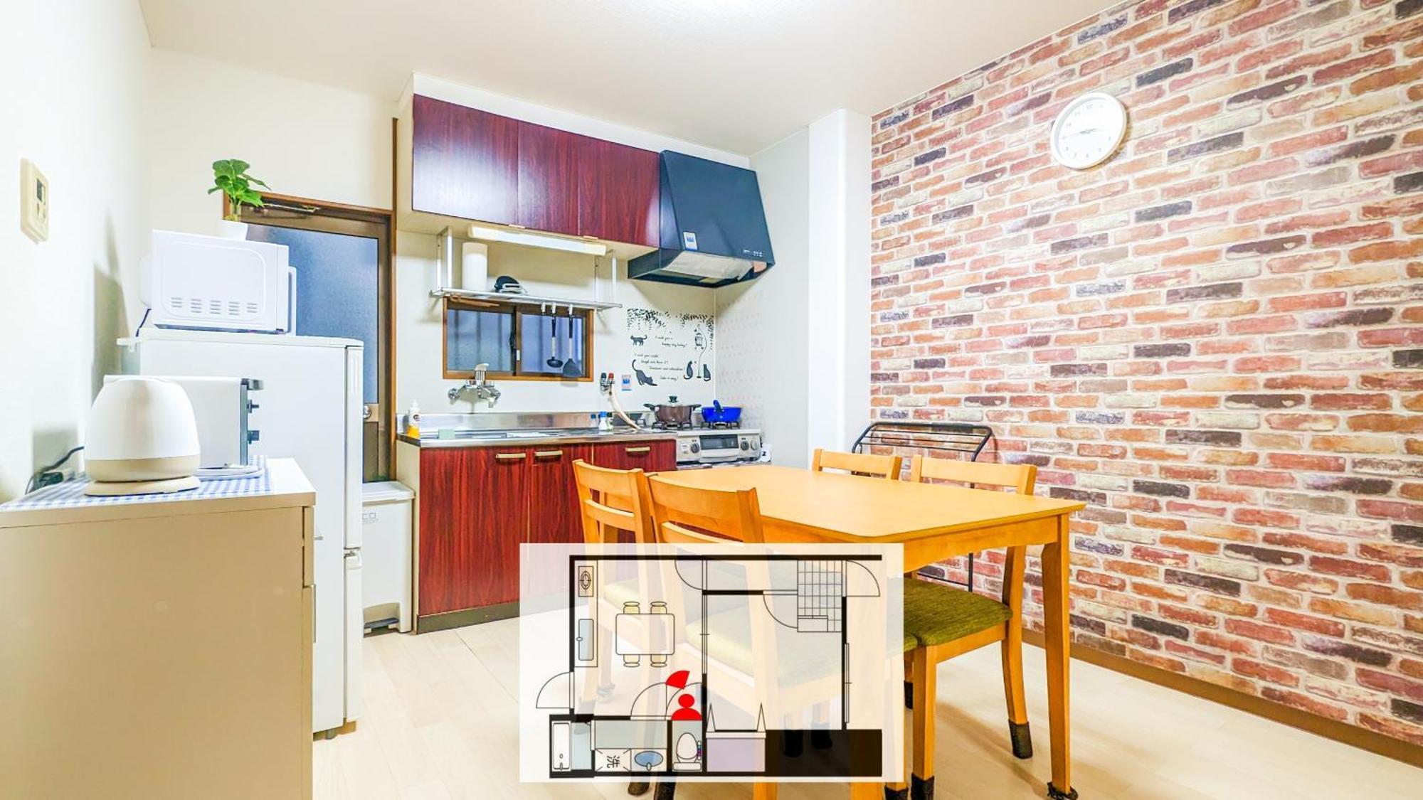 1 Tatami Bedroom With Famicon&dining Kitchen, Doumotengachaya Dt01 Apartment *
