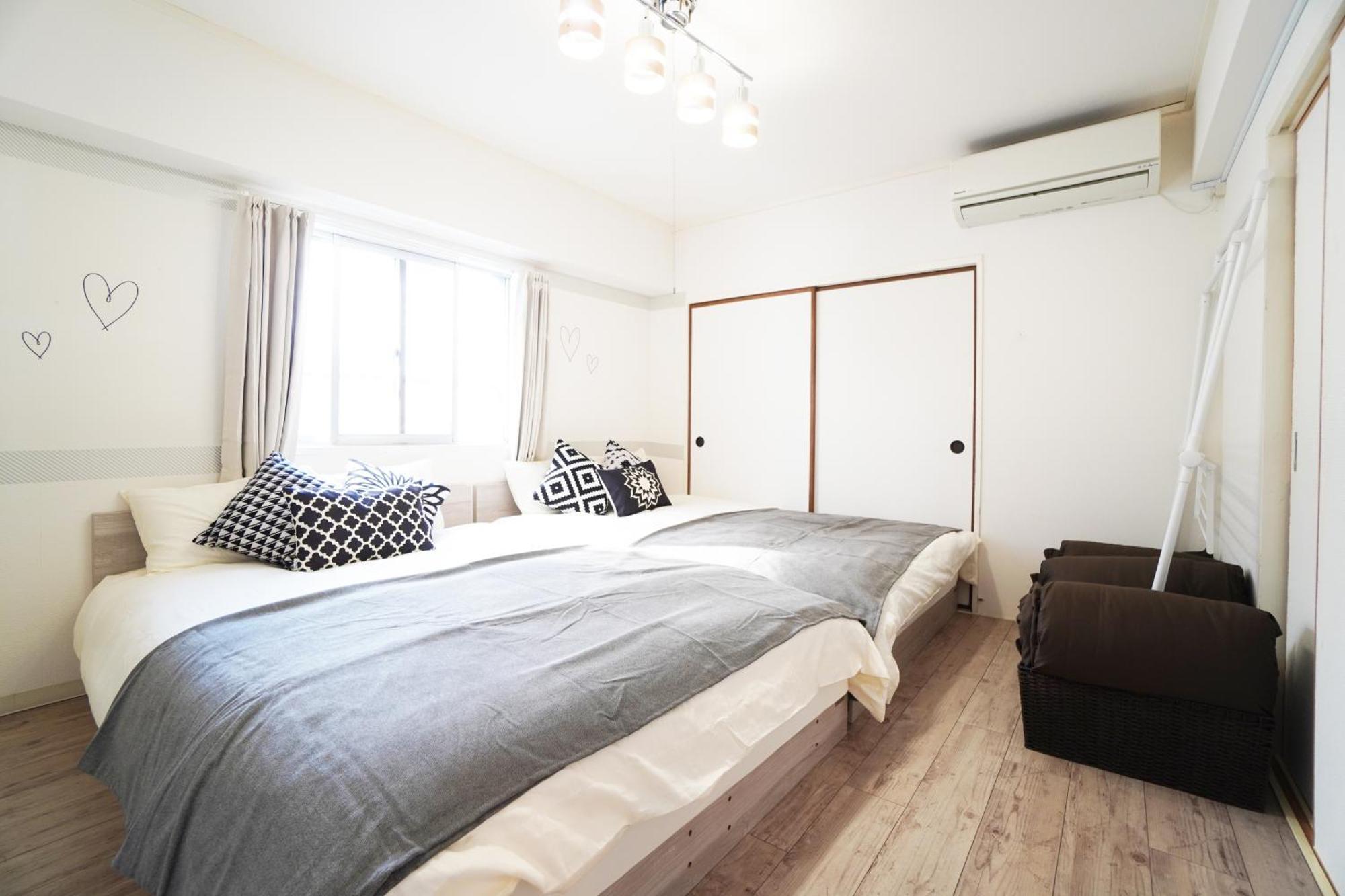 Apartment Tsurigane Building Osaka