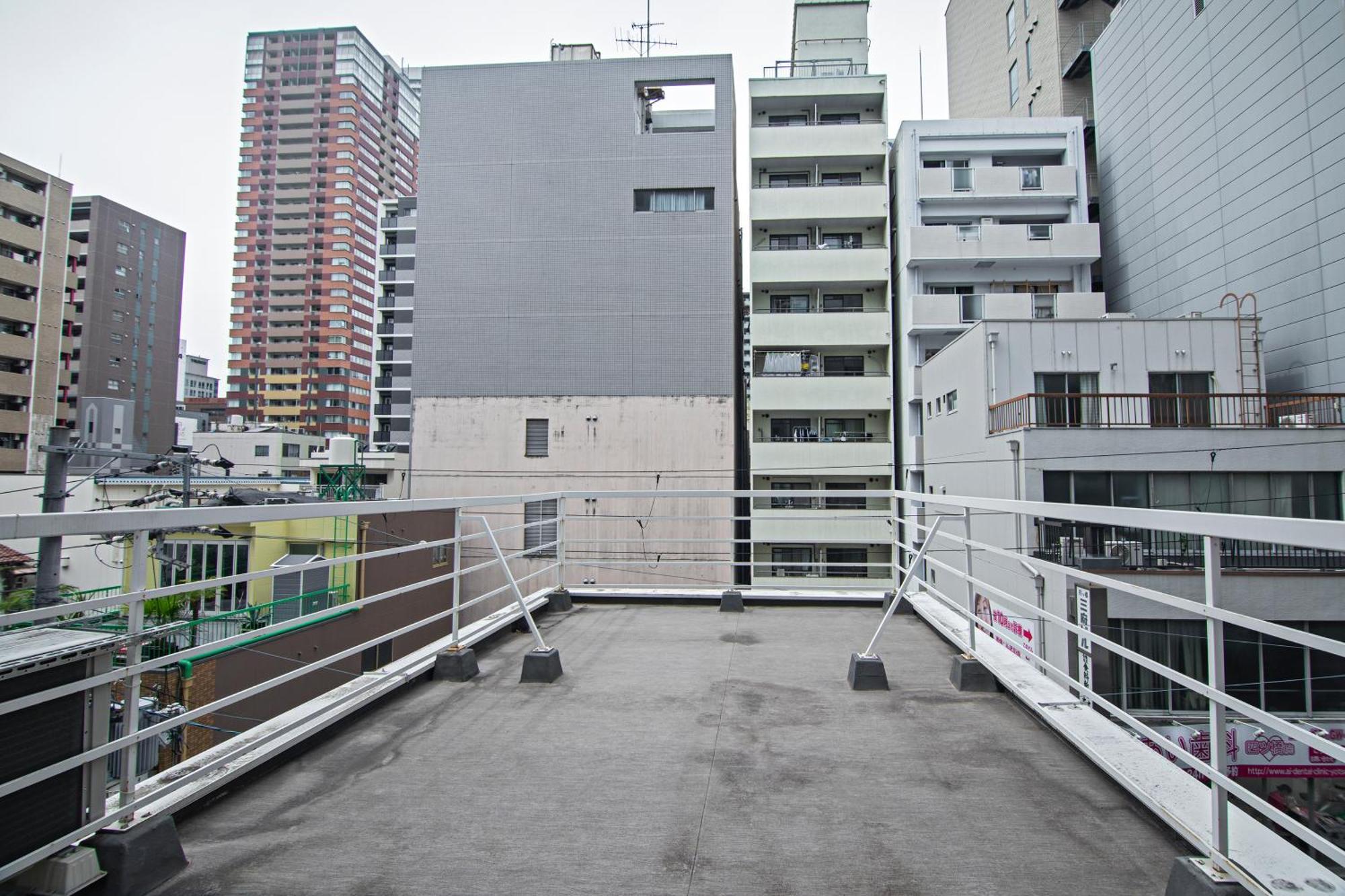 Home新町: Stylish New Near Shinsaibashi Apartment Osaka