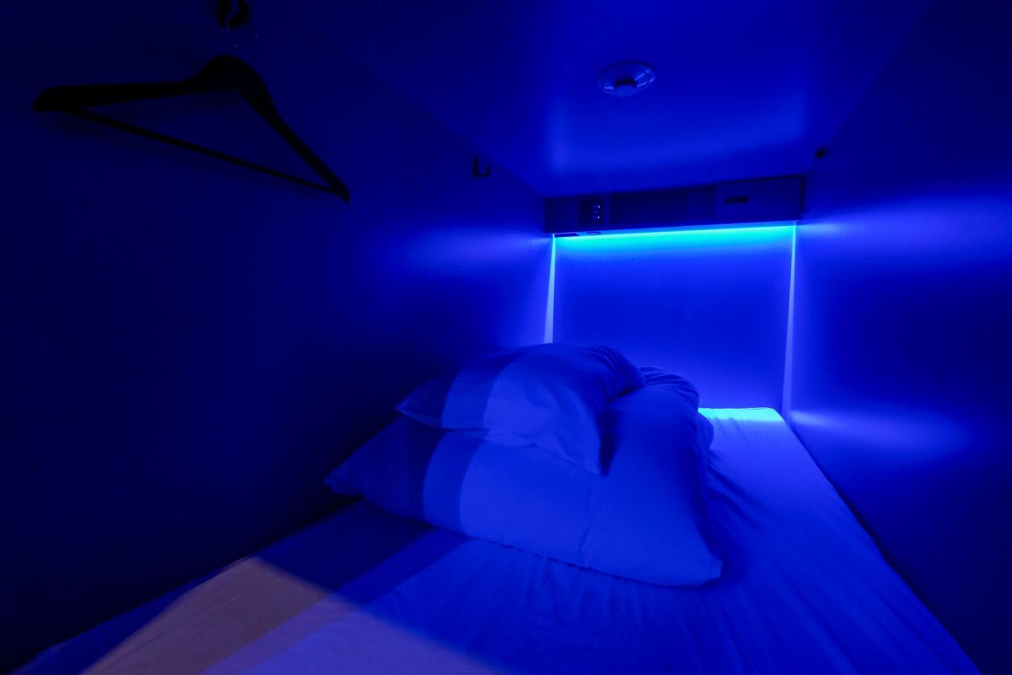 Hostel Esports E-zone 電脳空間