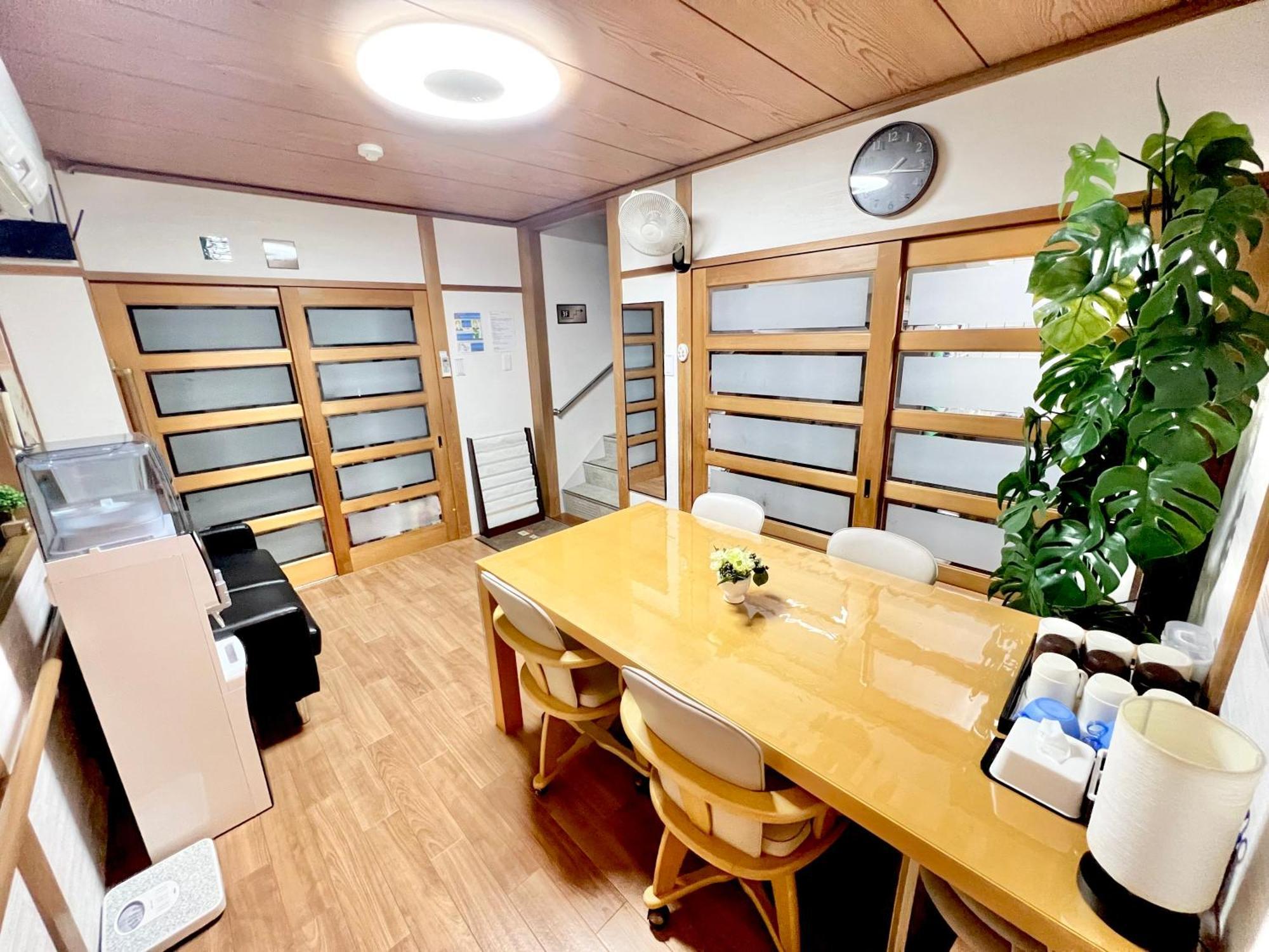 Apartamento Kansai Guesthouse: Convenient Tsuruhashi Near Namba And Universal Osaka
