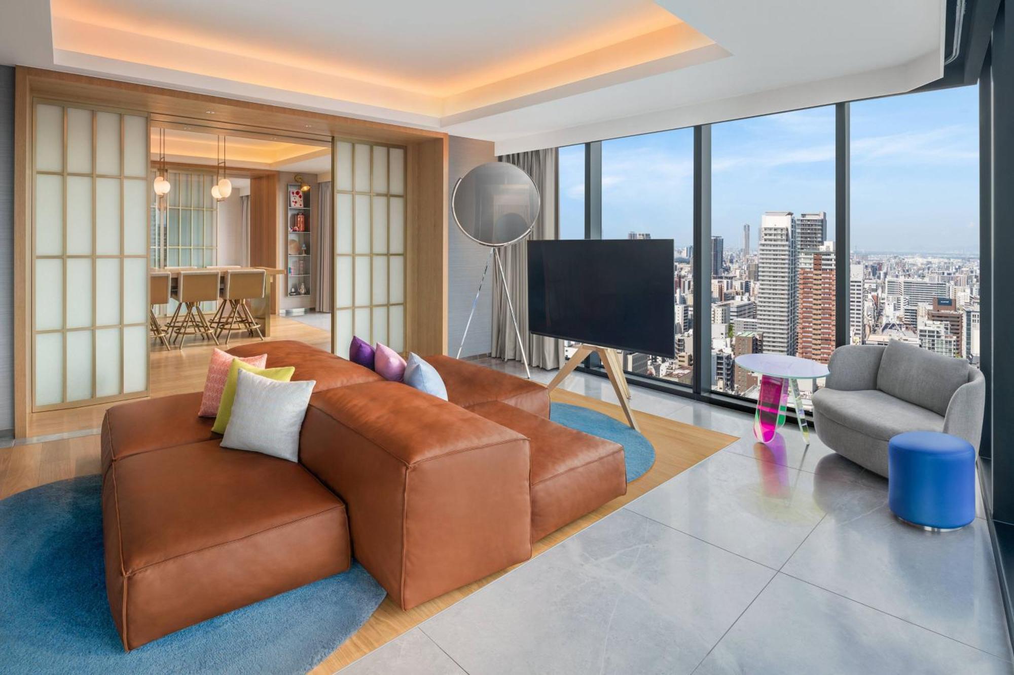 W Hotel 5*