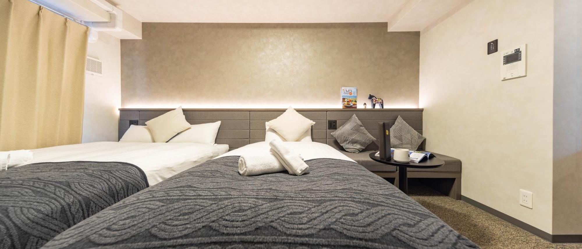 Guest house 11 Shinsaibashi Ii 3*