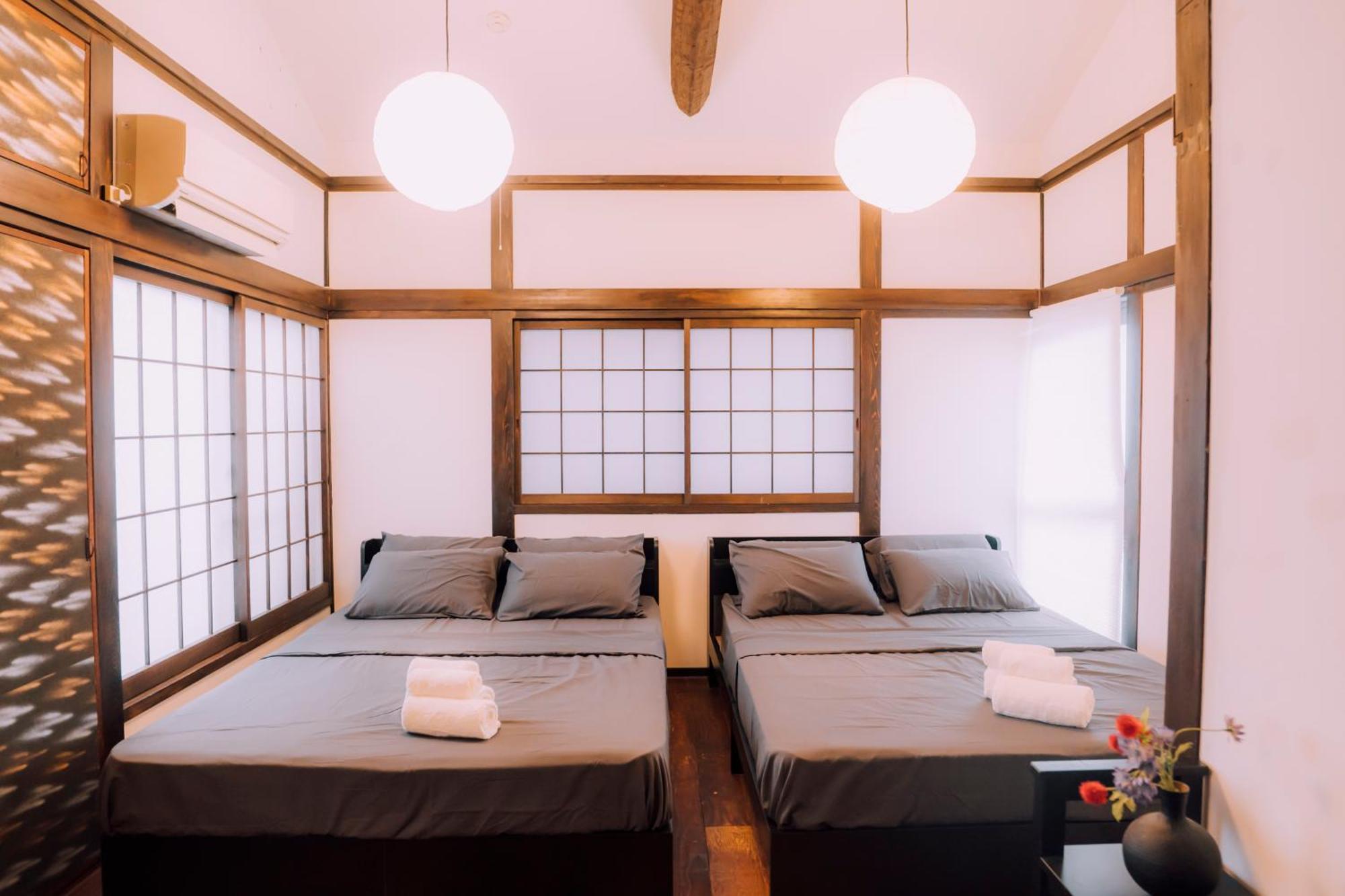 Ninja Inspired 4bdr Cast Iron Bath Tennoji 5min Holiday home Osaka