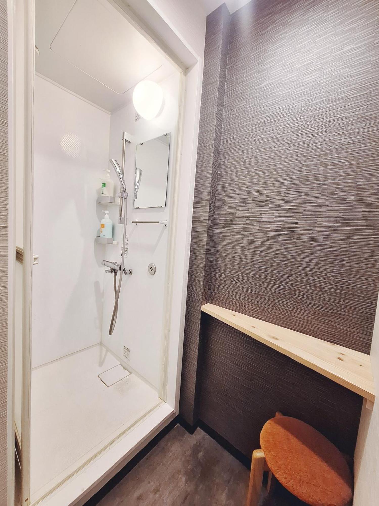 Poly Apartment