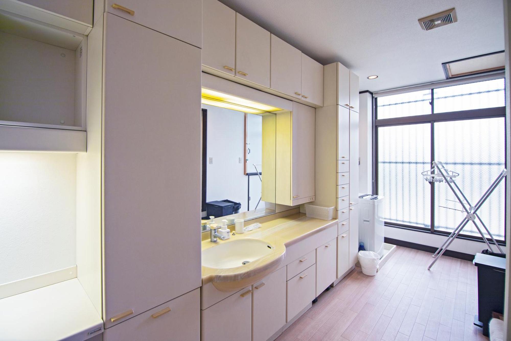Tabi Time Imazato Park: Spacious Near Stations Pousada Osaka