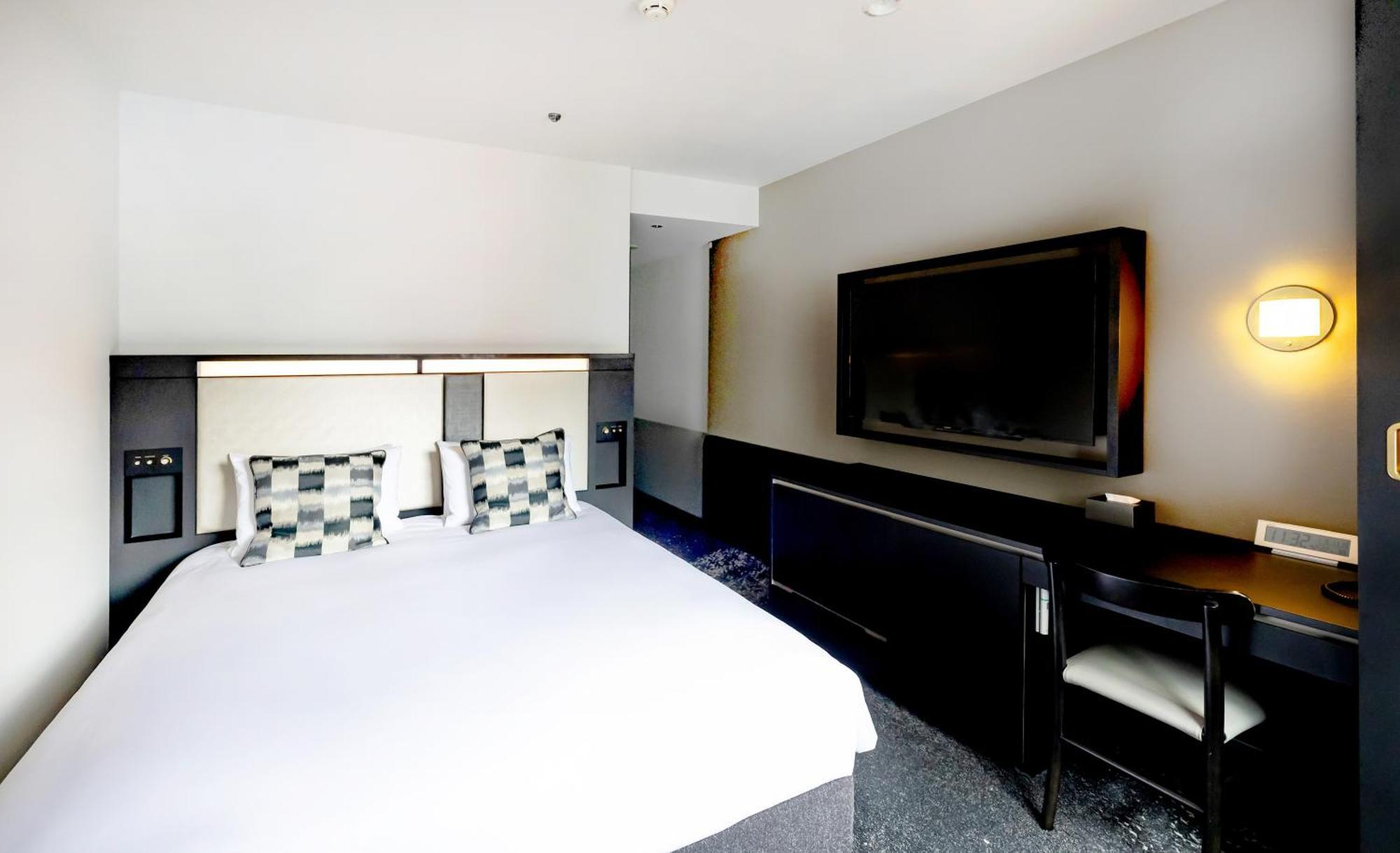 Hotel Cross