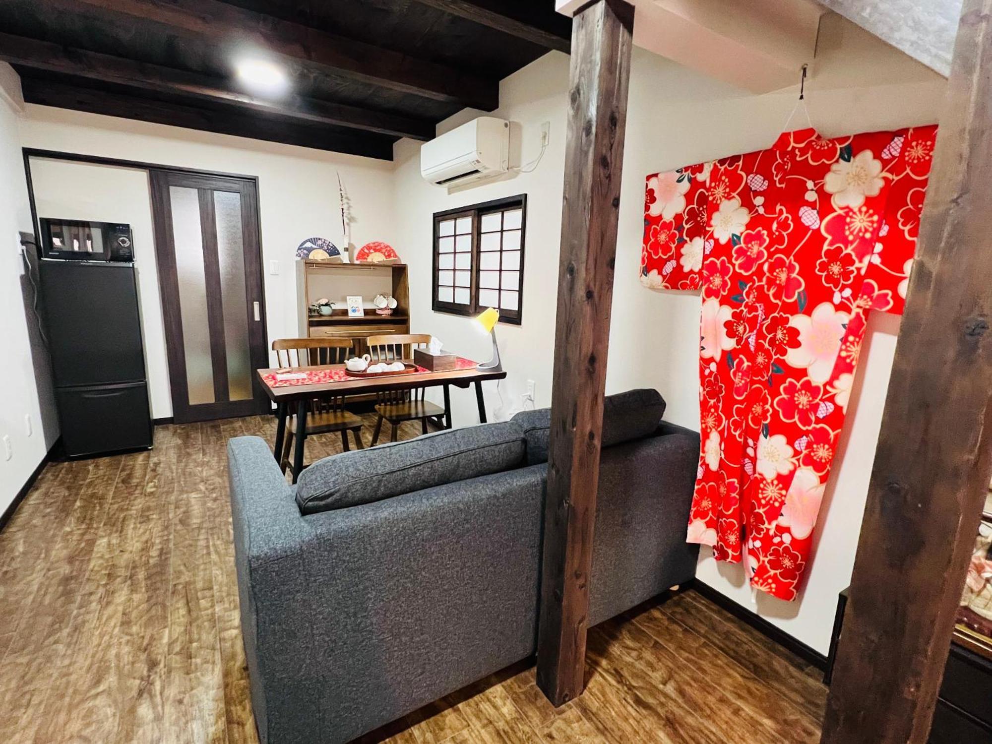 天王寺駅から徒歩7分 Apartment Osaka
